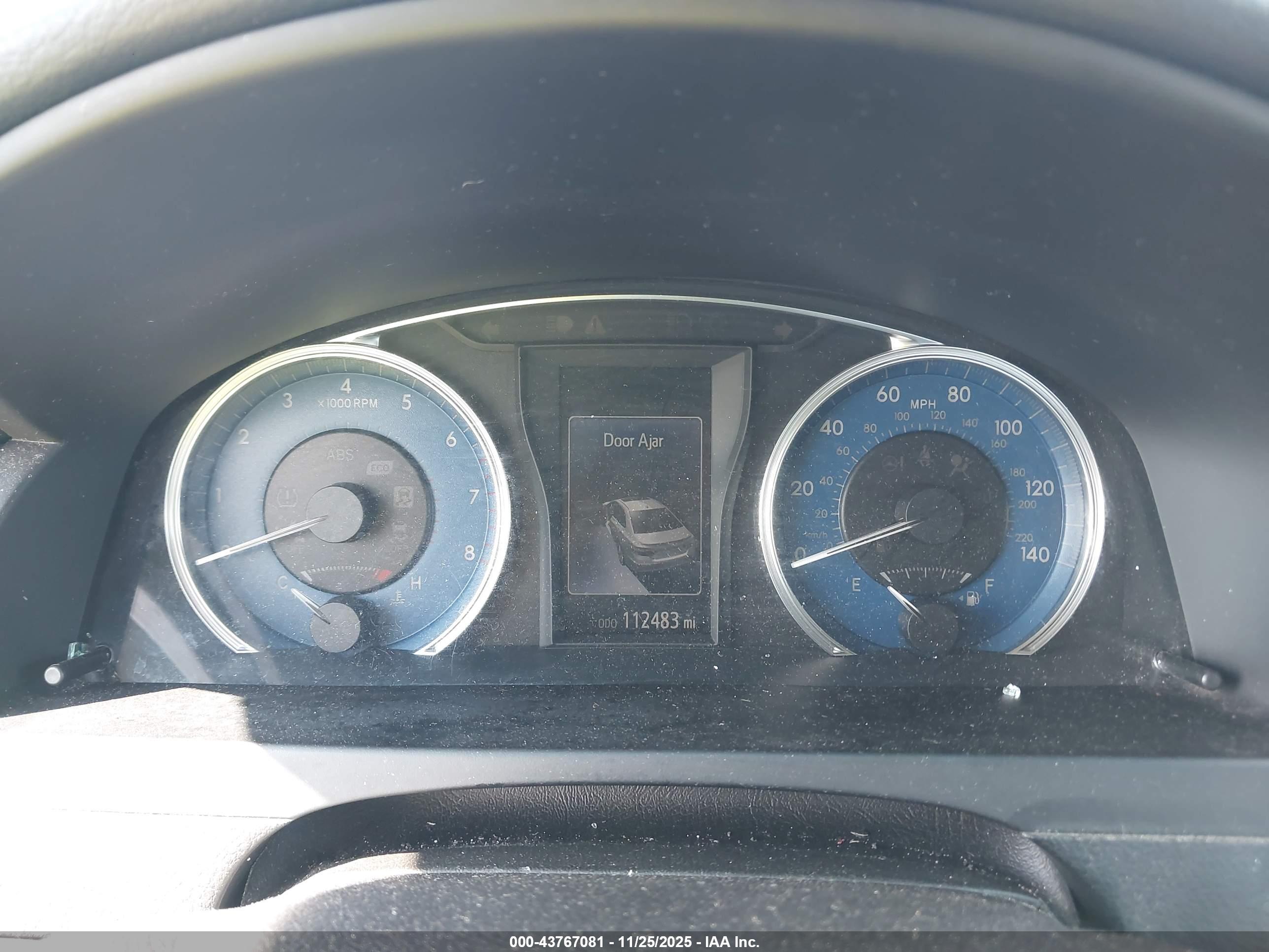 TOYOTA CAMRY image 7
