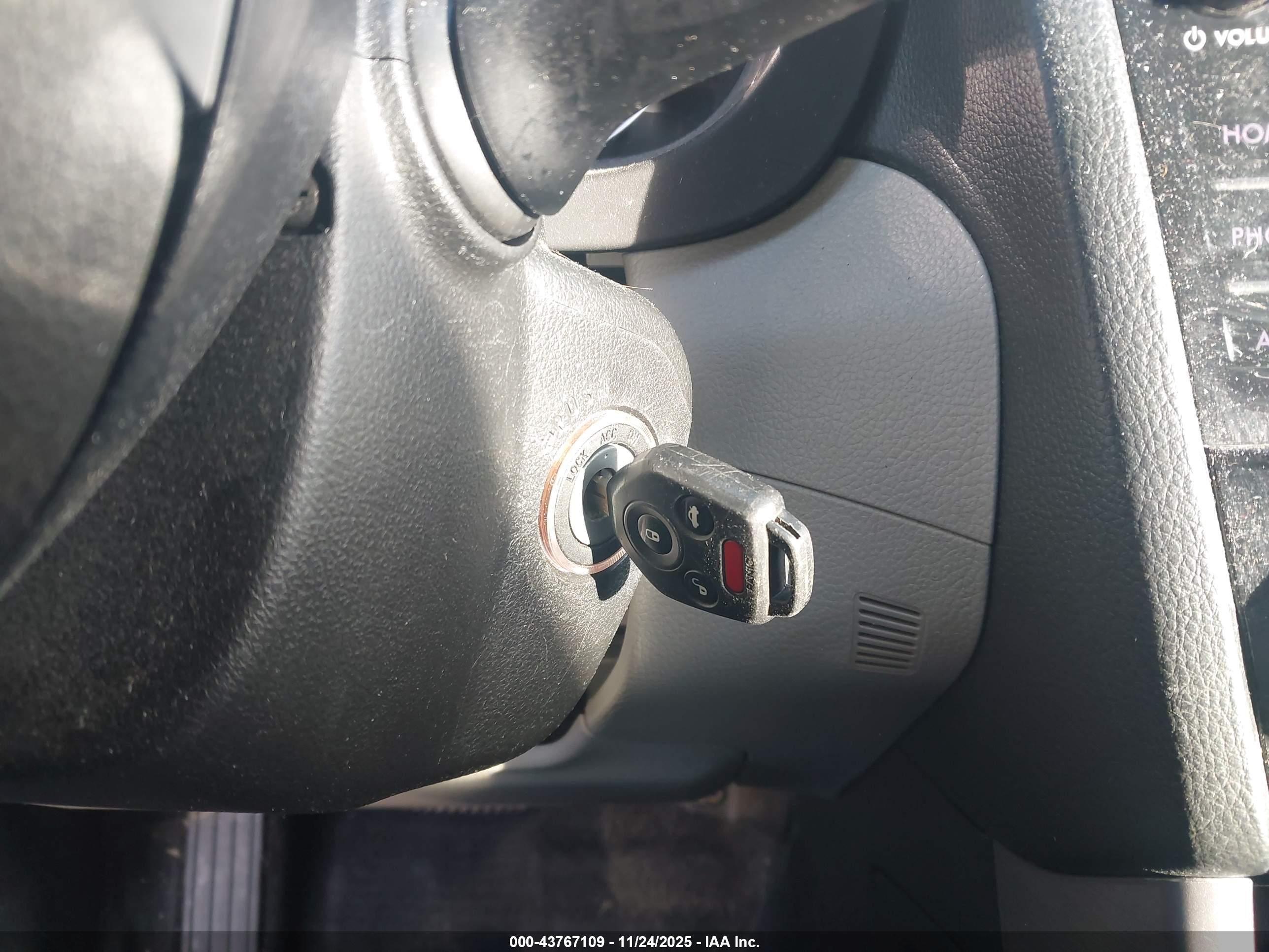 SUBARU FORESTER image 11