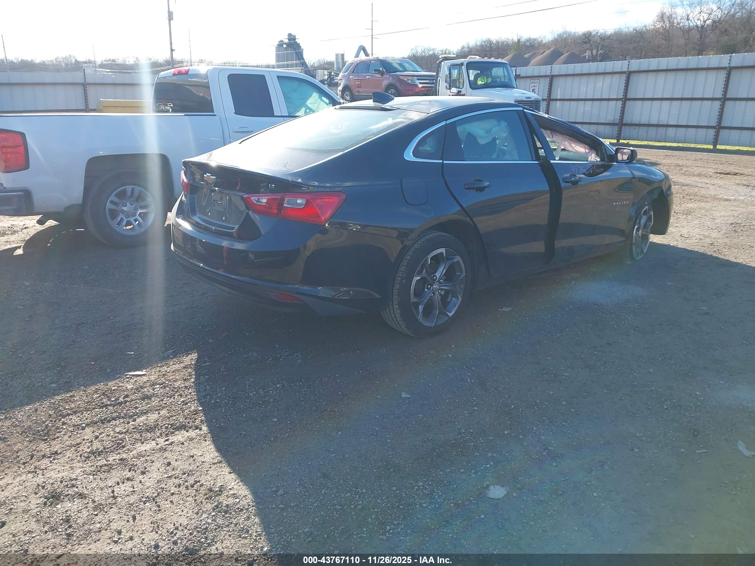 CHEVROLET MALIBU image 4