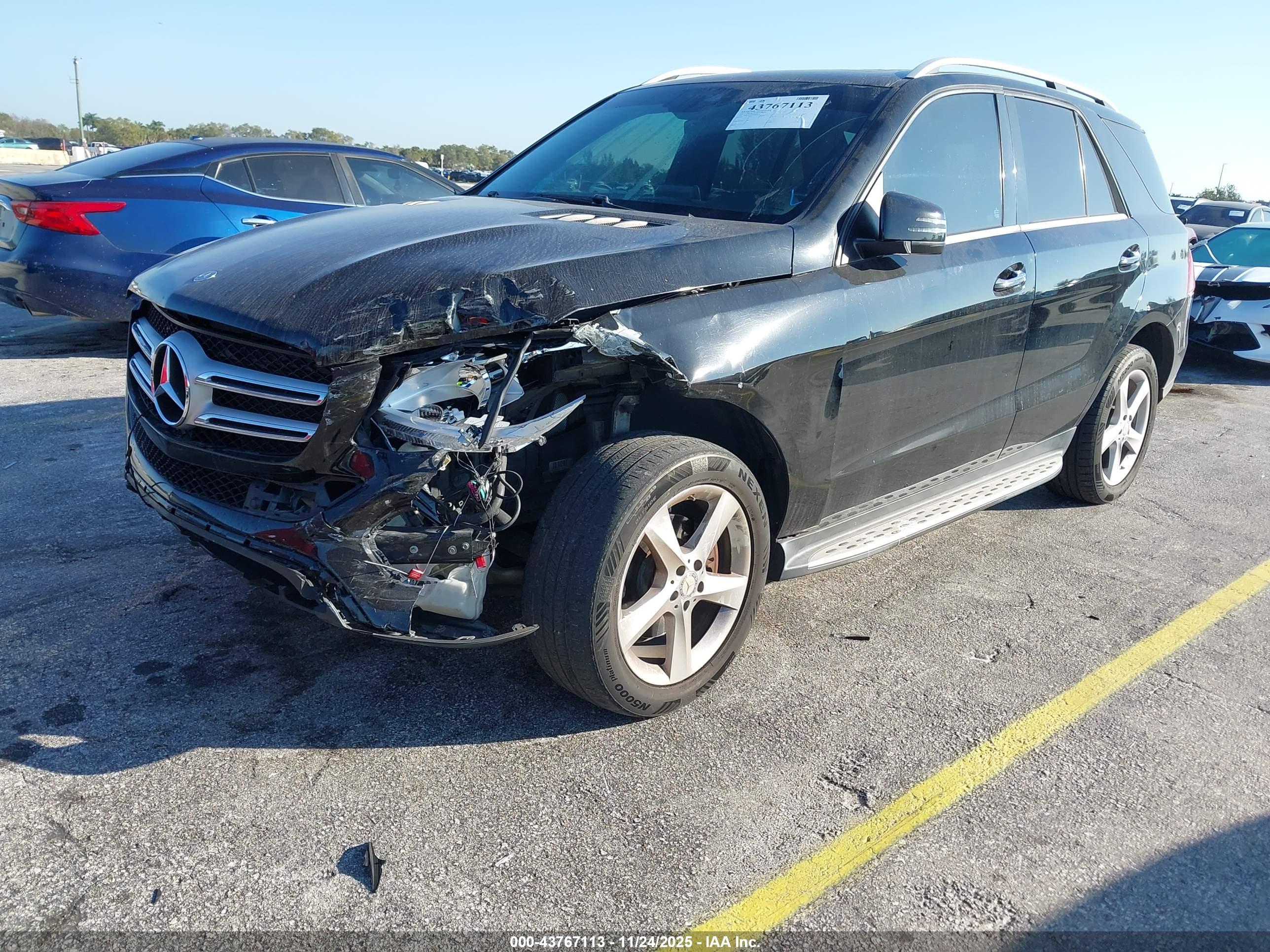 MERCEDES-BENZ GLE image 6