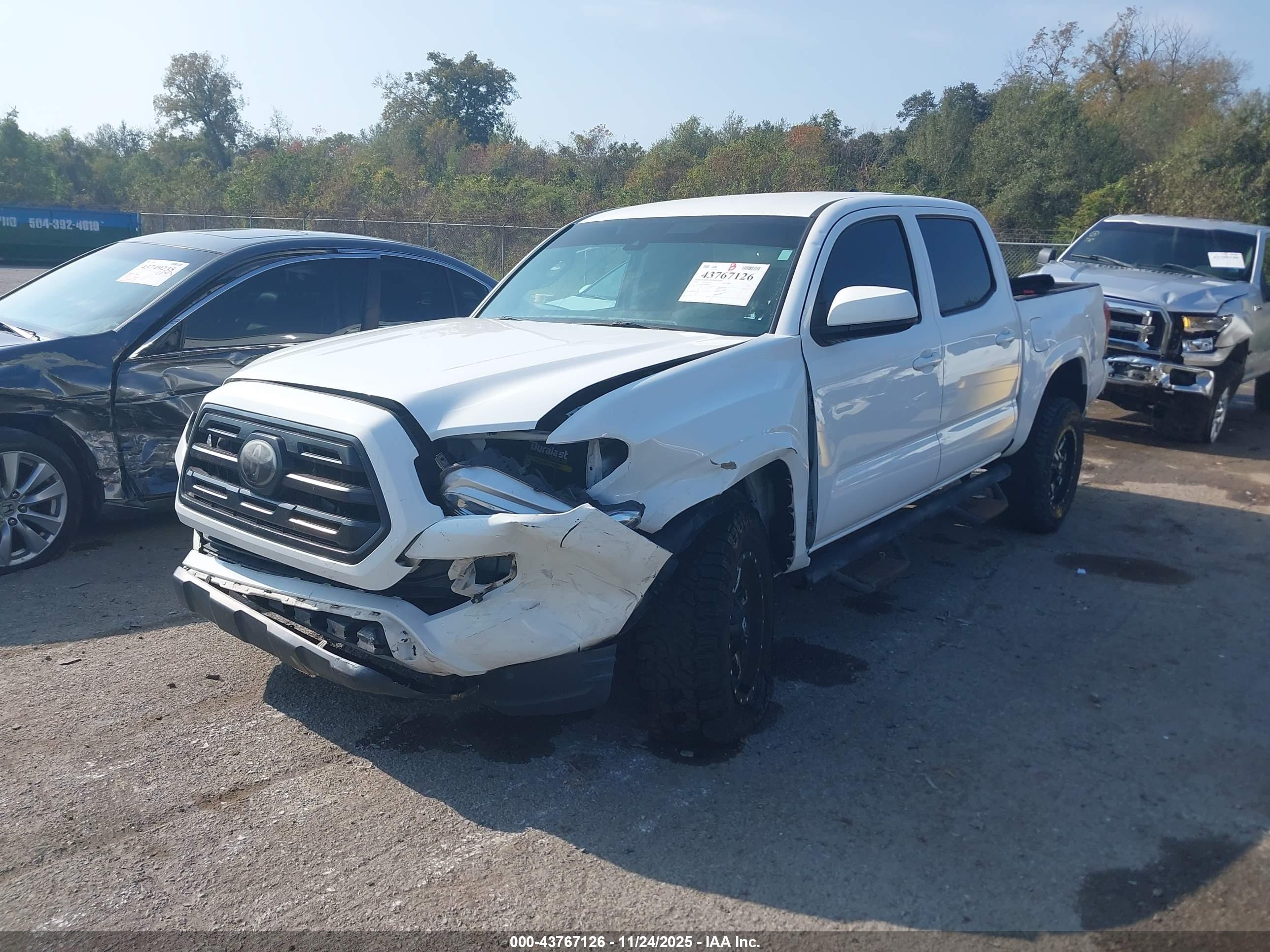 TOYOTA TACOMA image 2