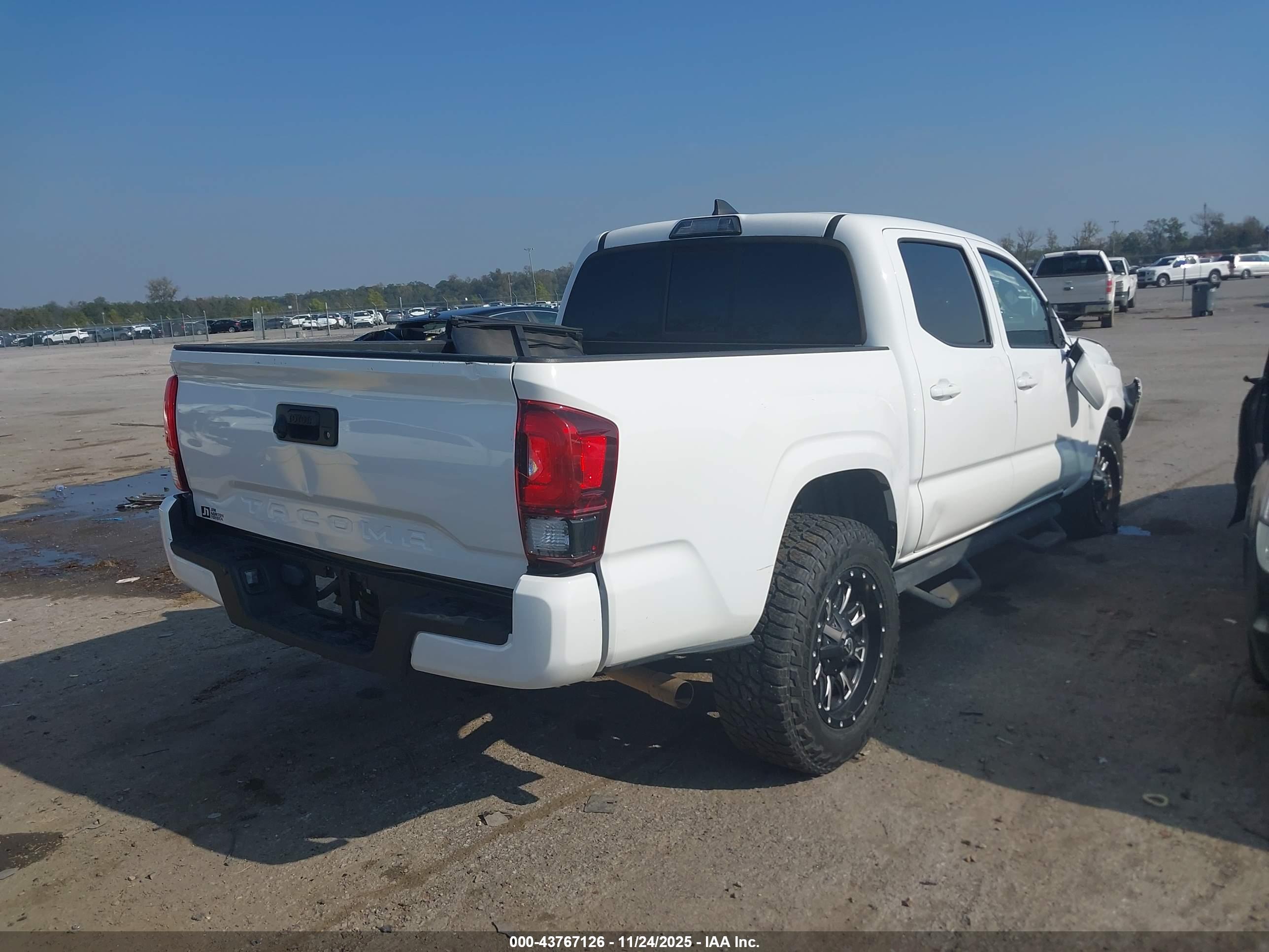 TOYOTA TACOMA image 4