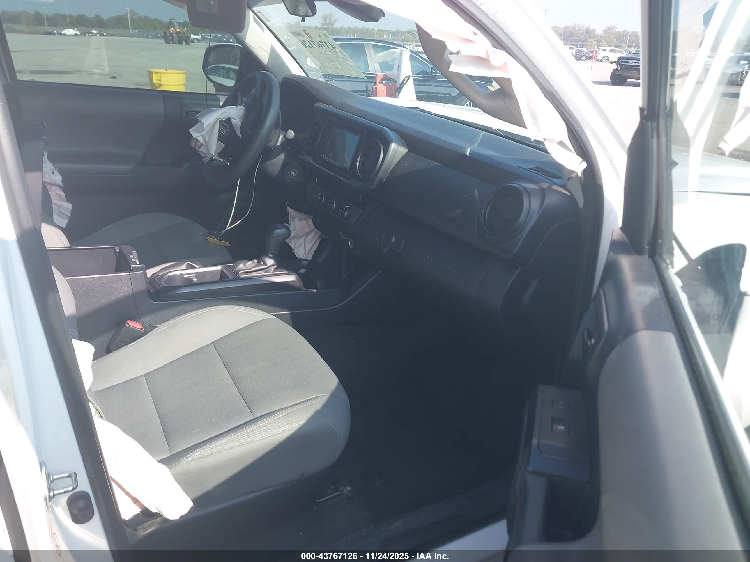 TOYOTA TACOMA image 5