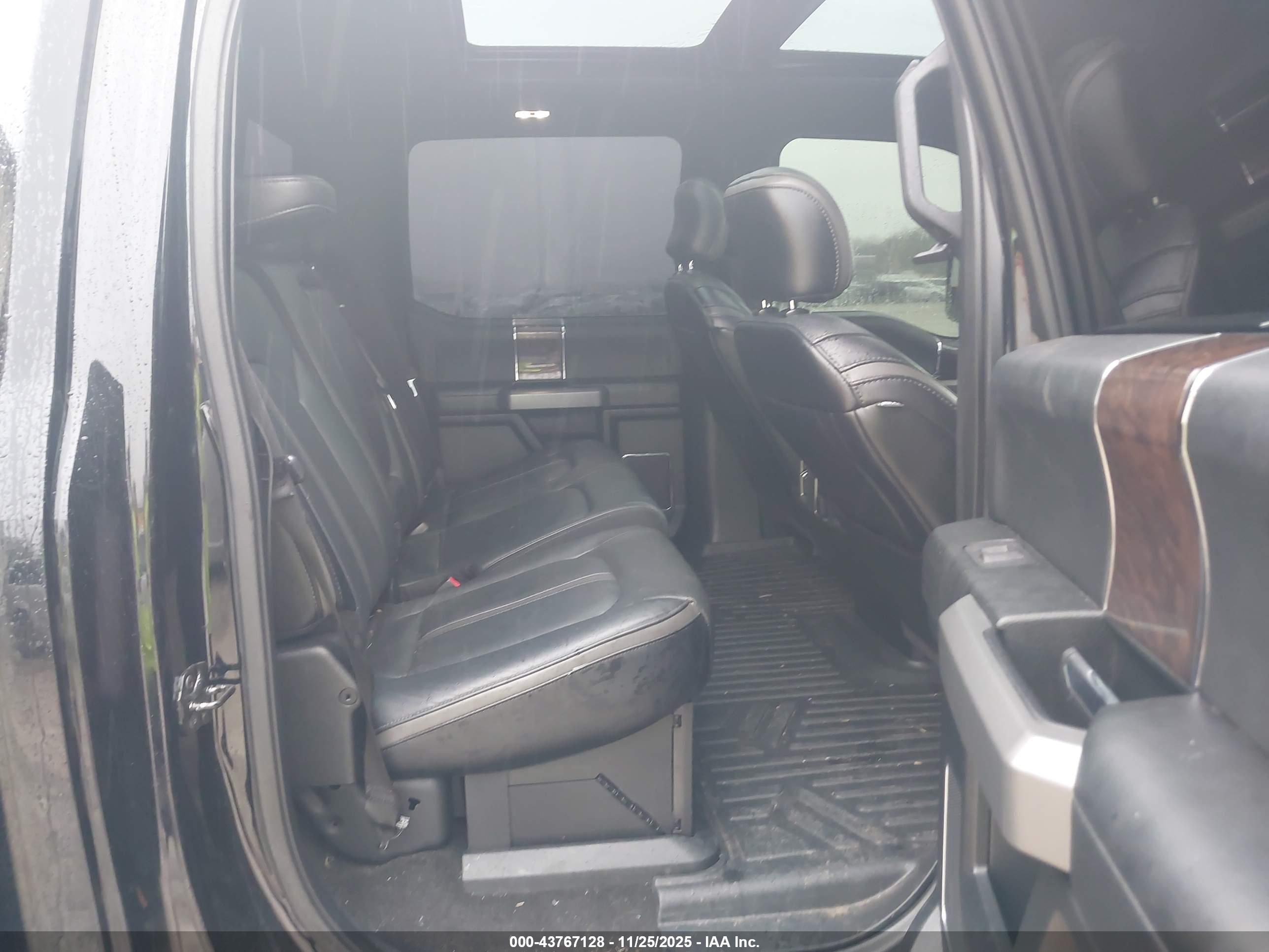 FORD F-250 image 8