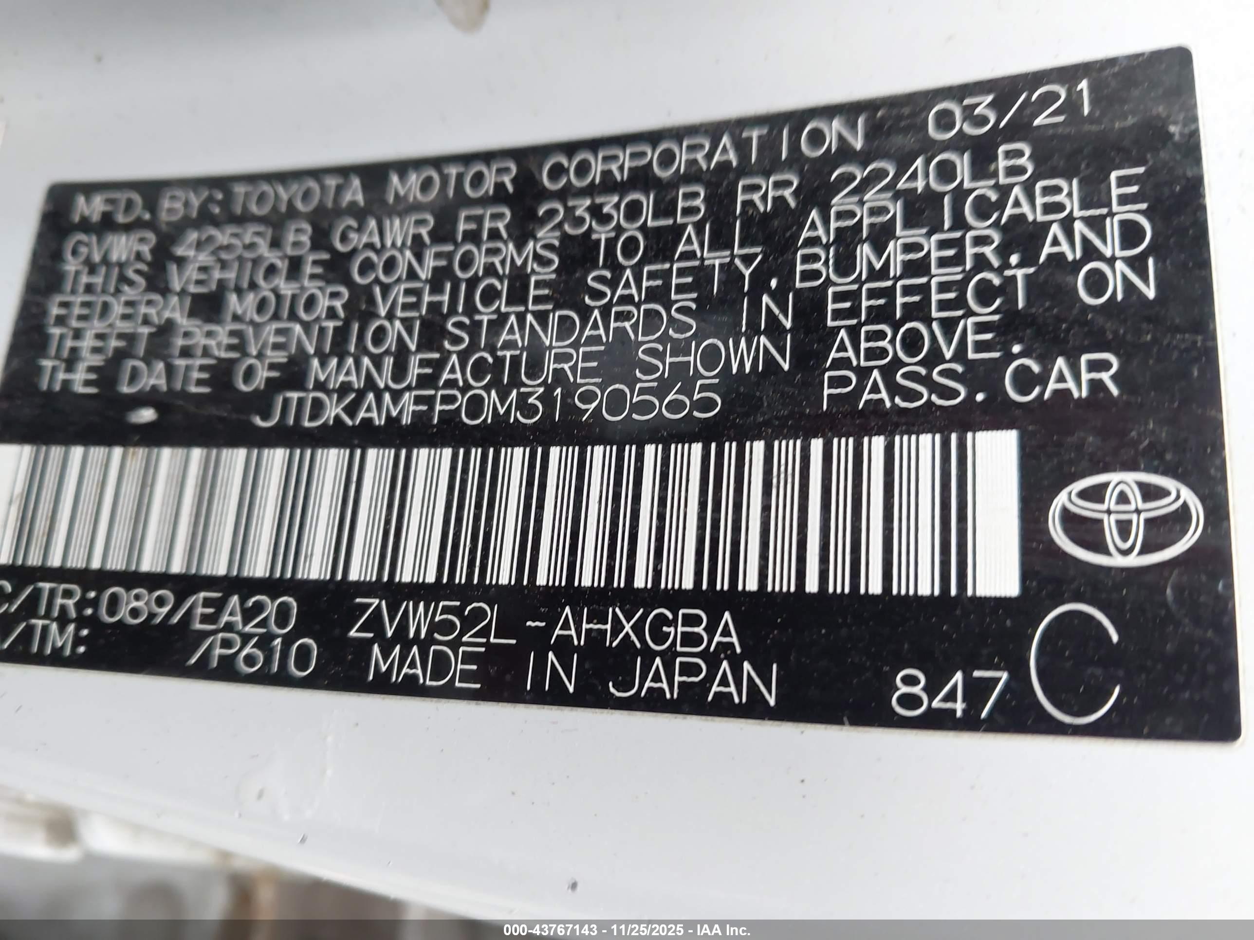 TOYOTA PRIUS image 9