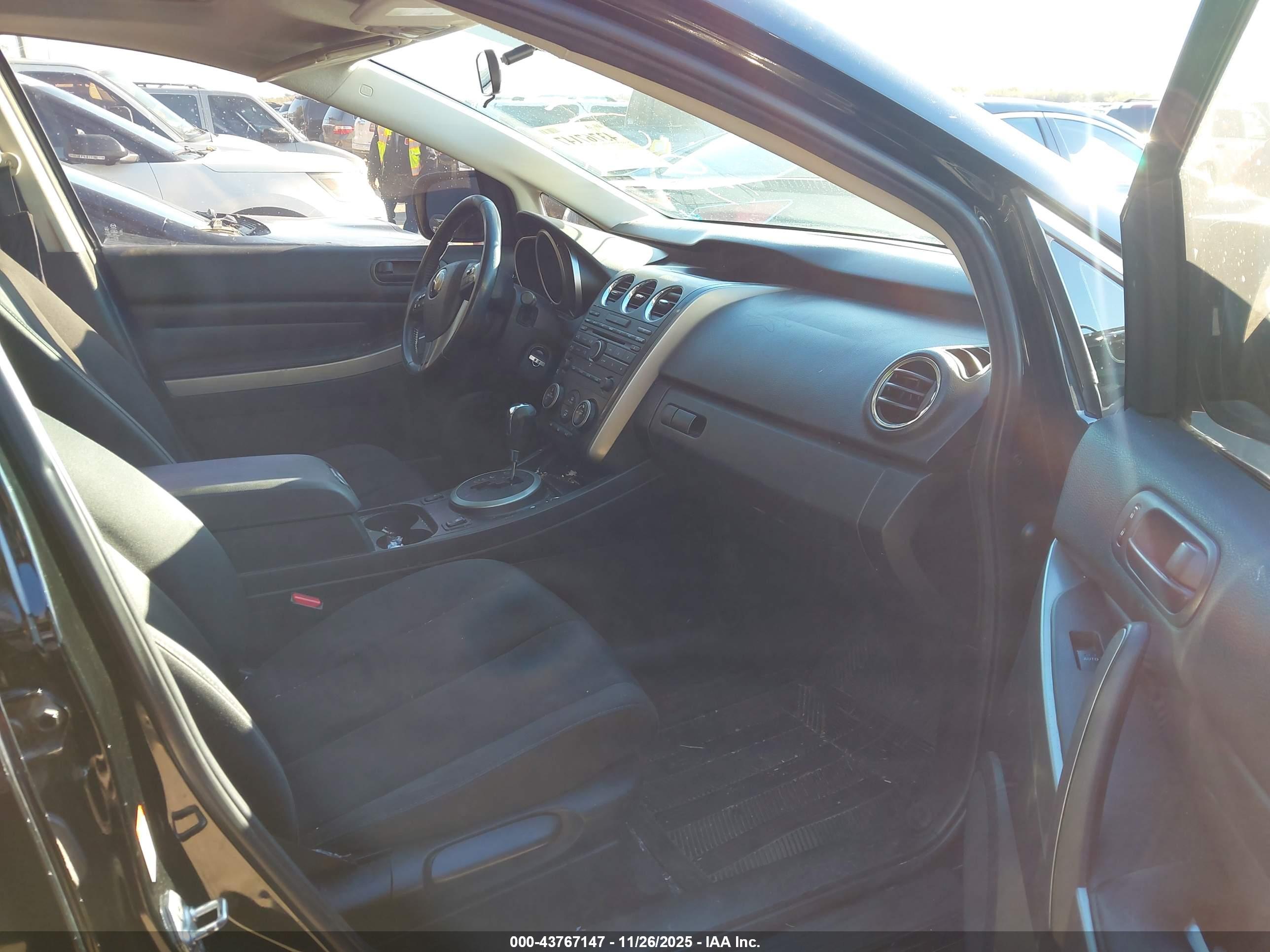 MAZDA CX-7 image 5