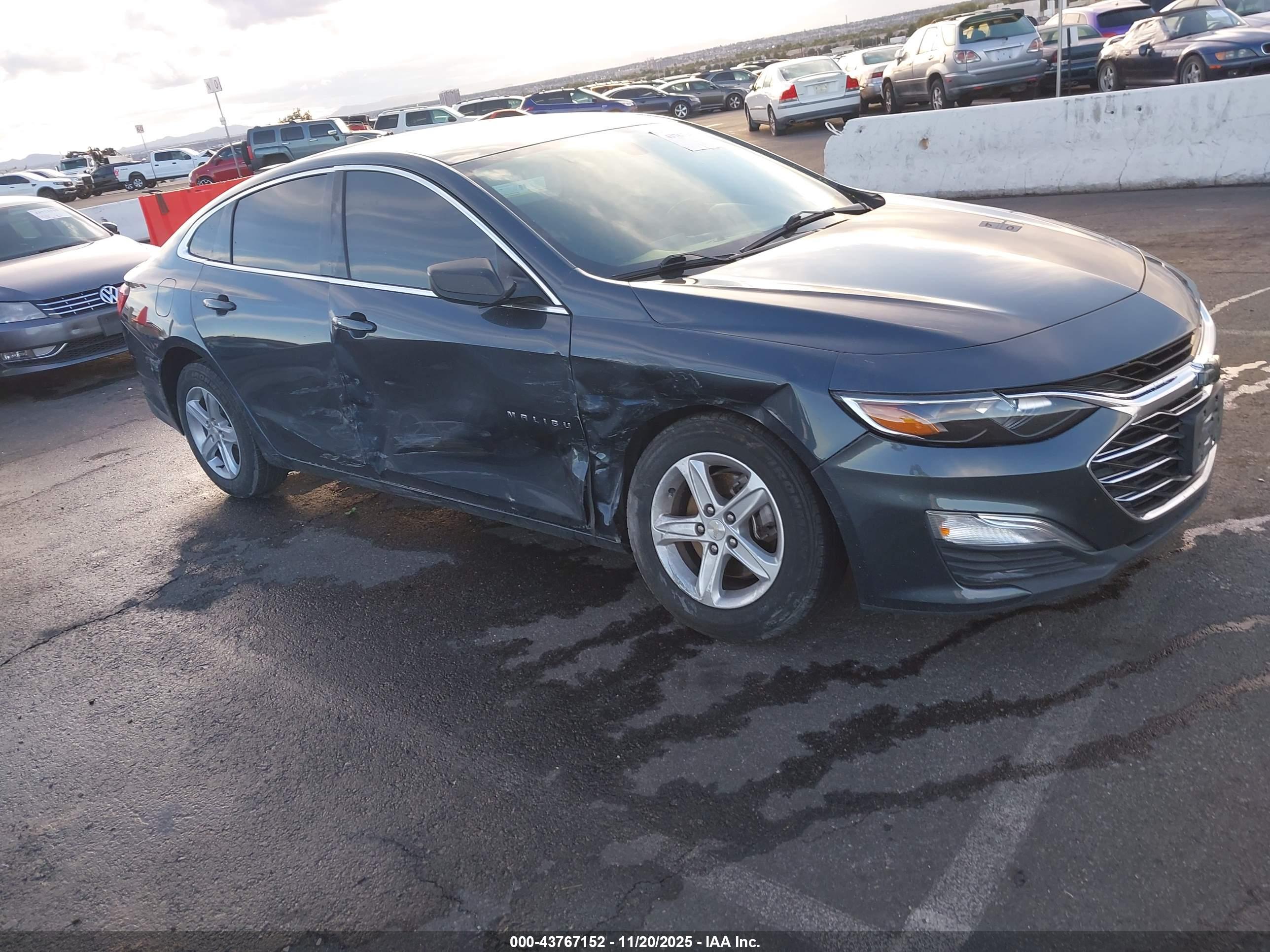CHEVROLET MALIBU image 6