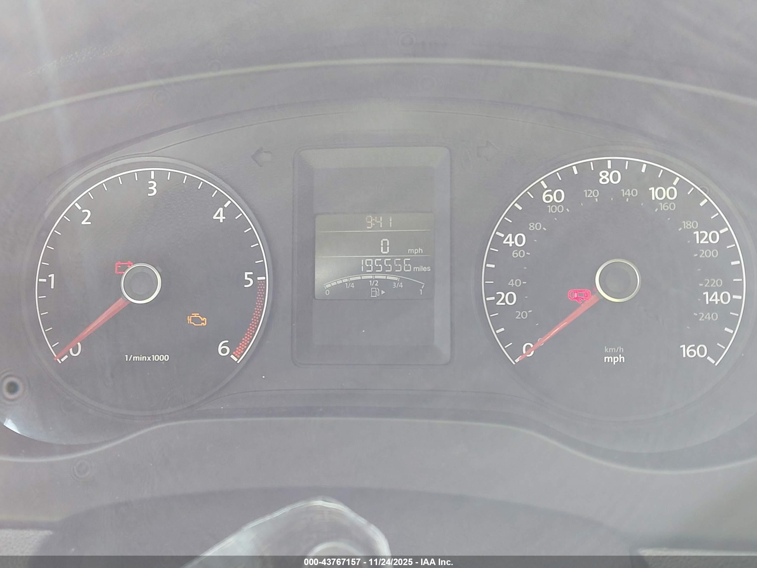 VOLKSWAGEN JETTA image 7