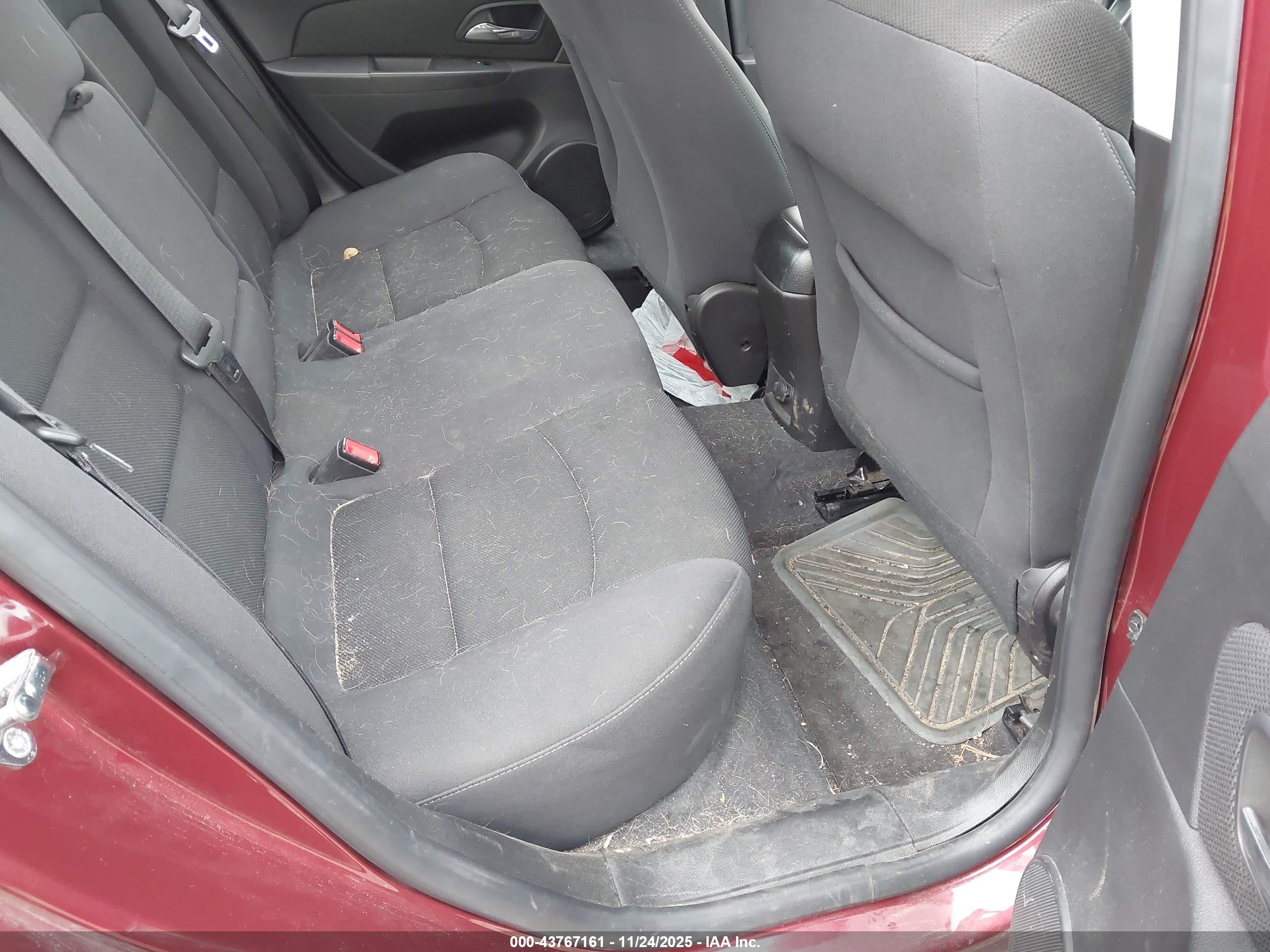CHEVROLET CRUZE image 8
