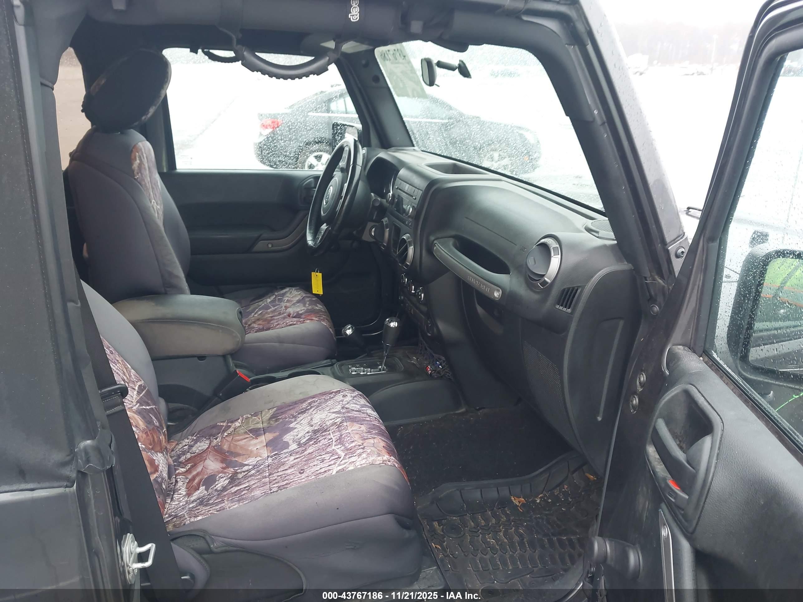 JEEP WRANGLER image 5