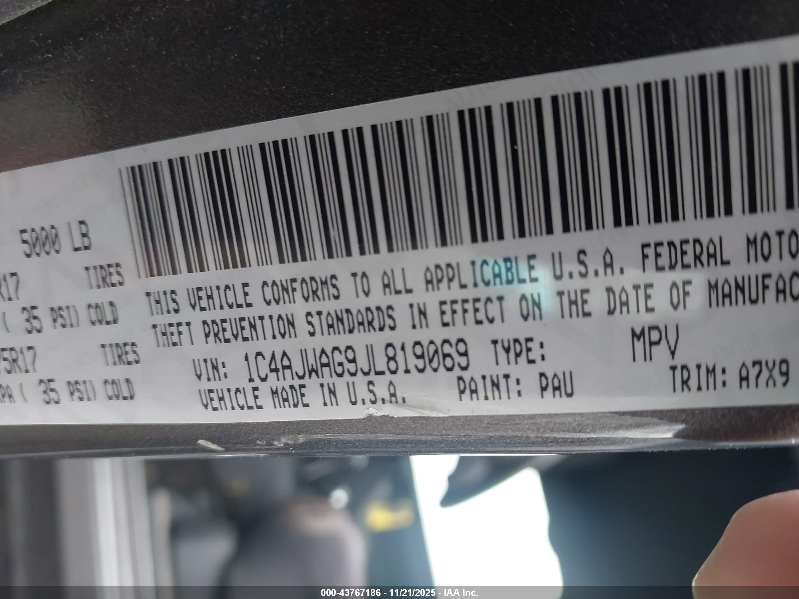 JEEP WRANGLER image 9