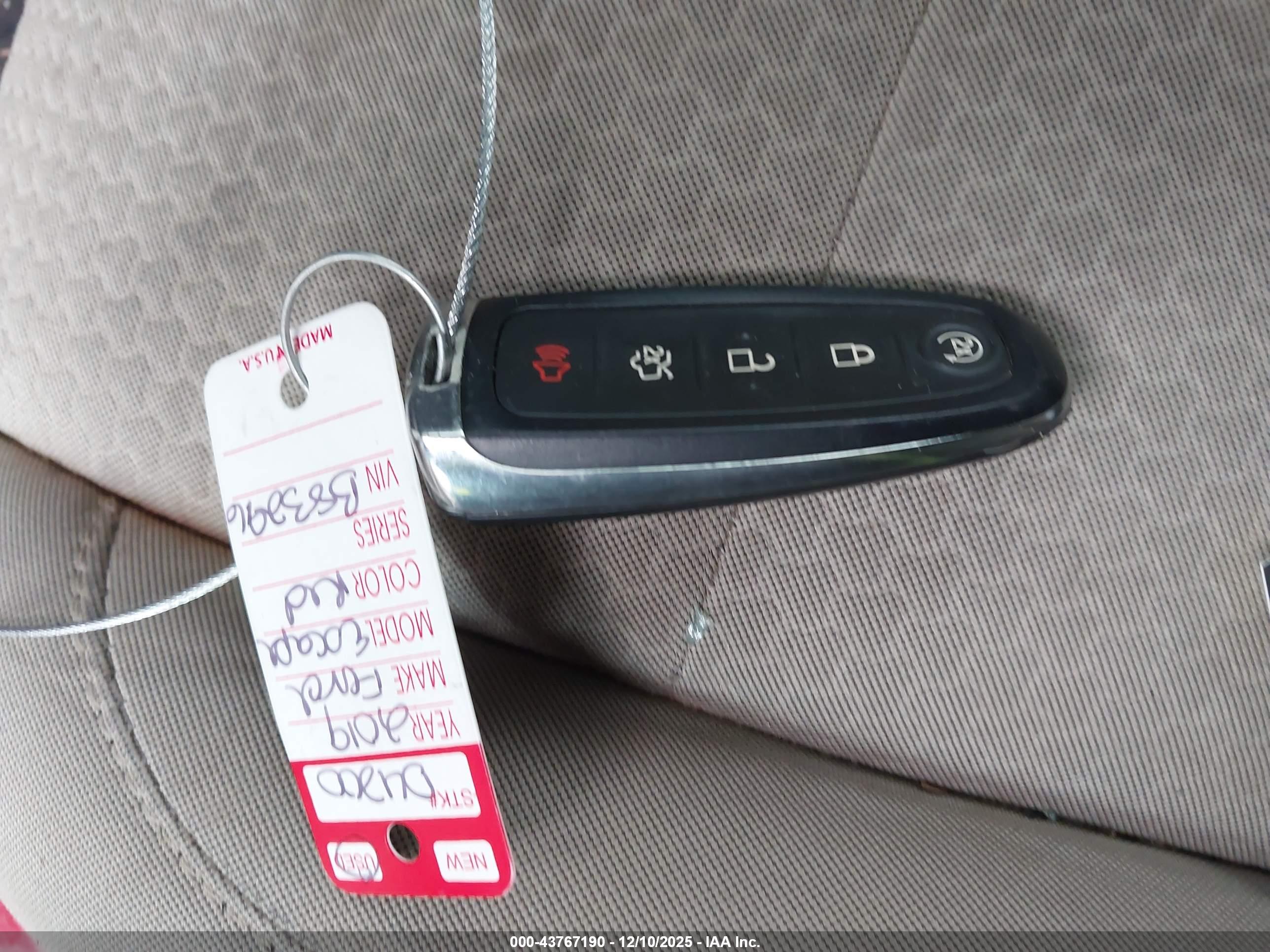 FORD ESCAPE image 11