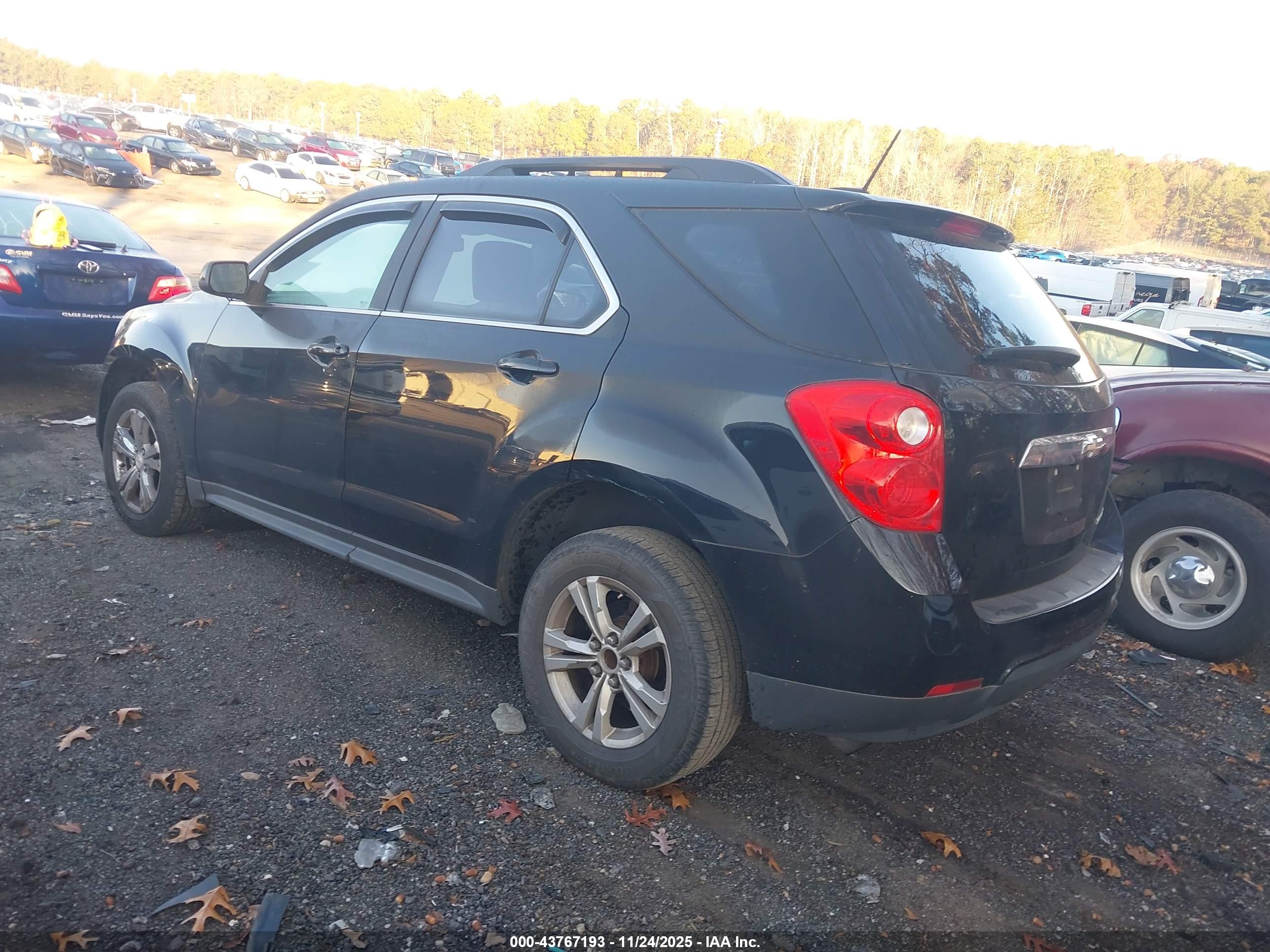 CHEVROLET EQUINOX image 3