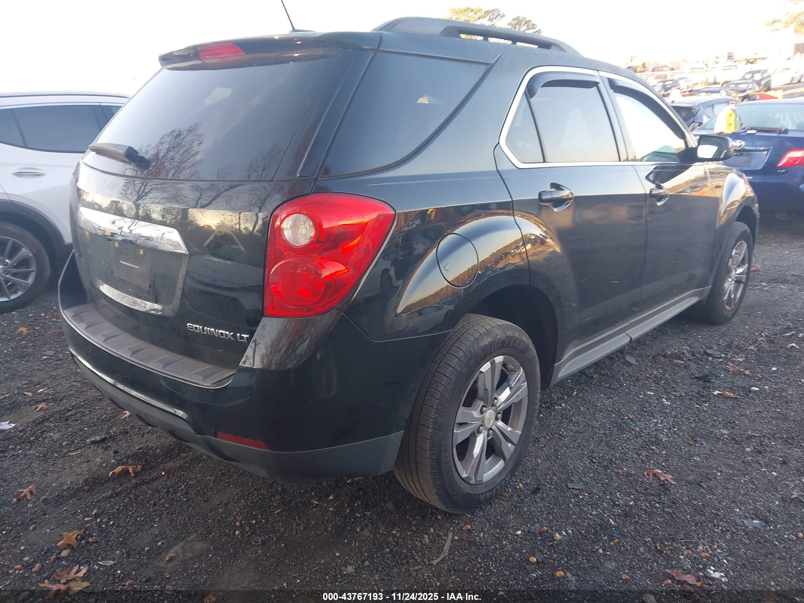 CHEVROLET EQUINOX image 4