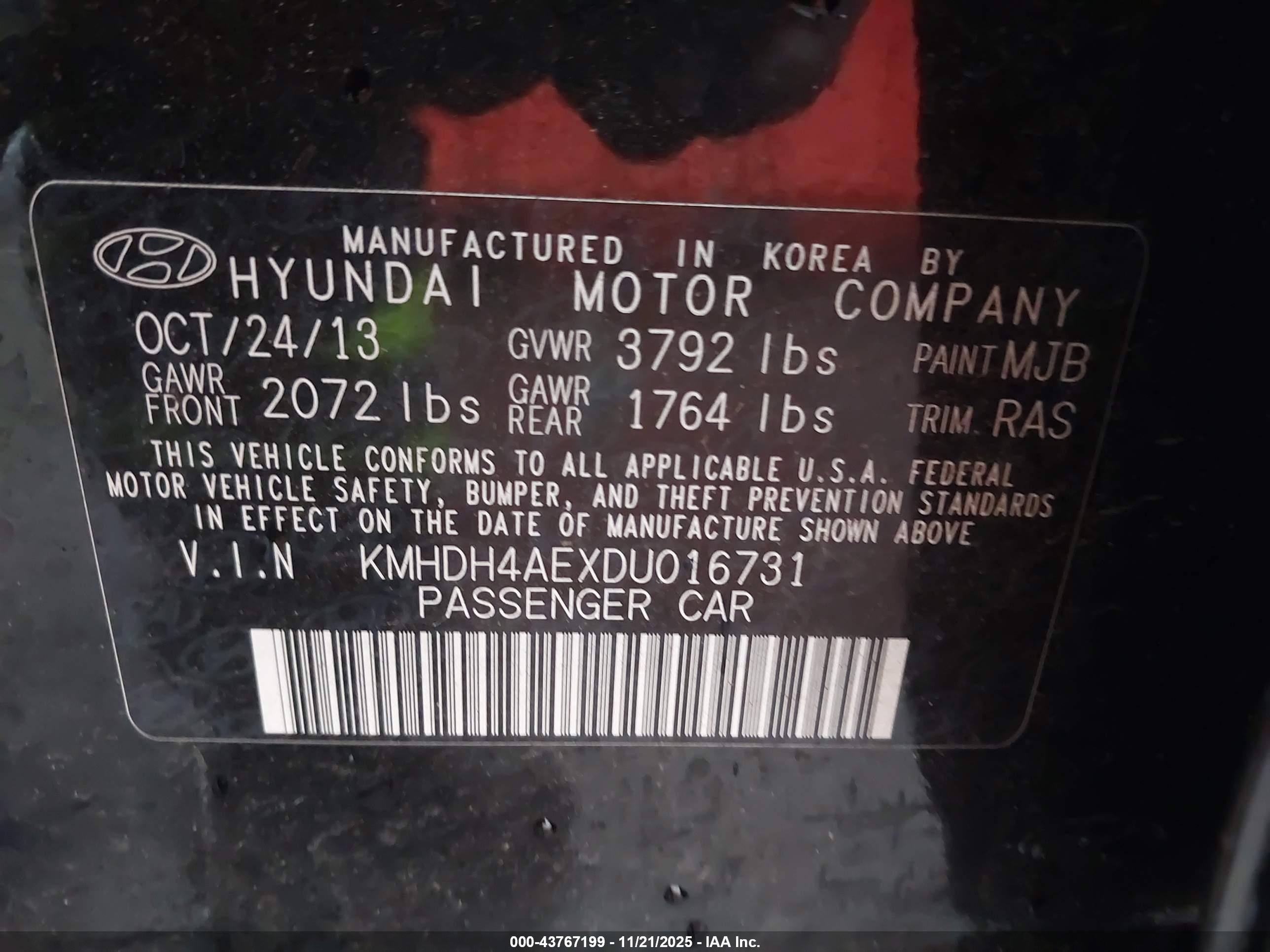 HYUNDAI ELANTRA image 9
