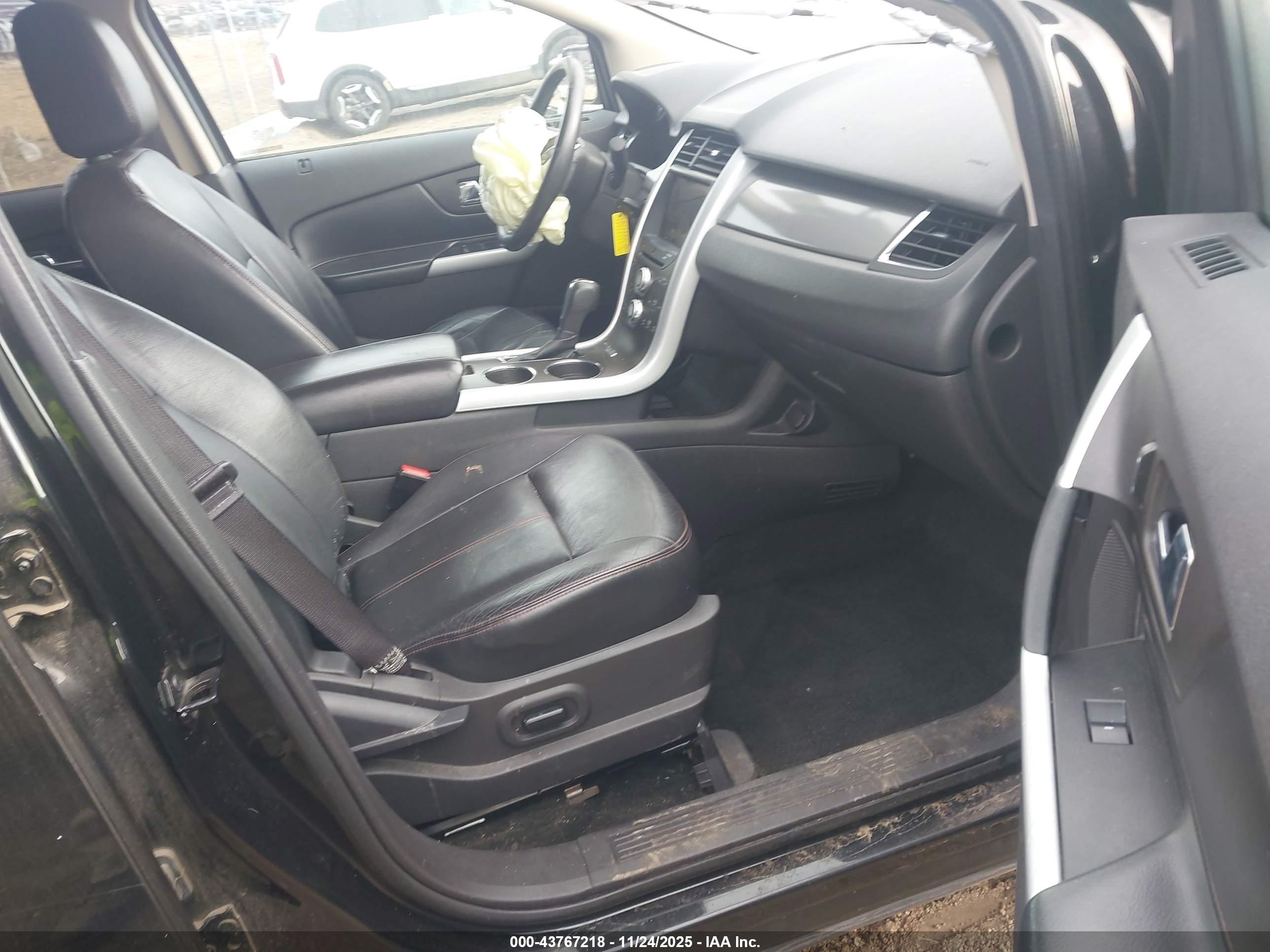 FORD EDGE image 5