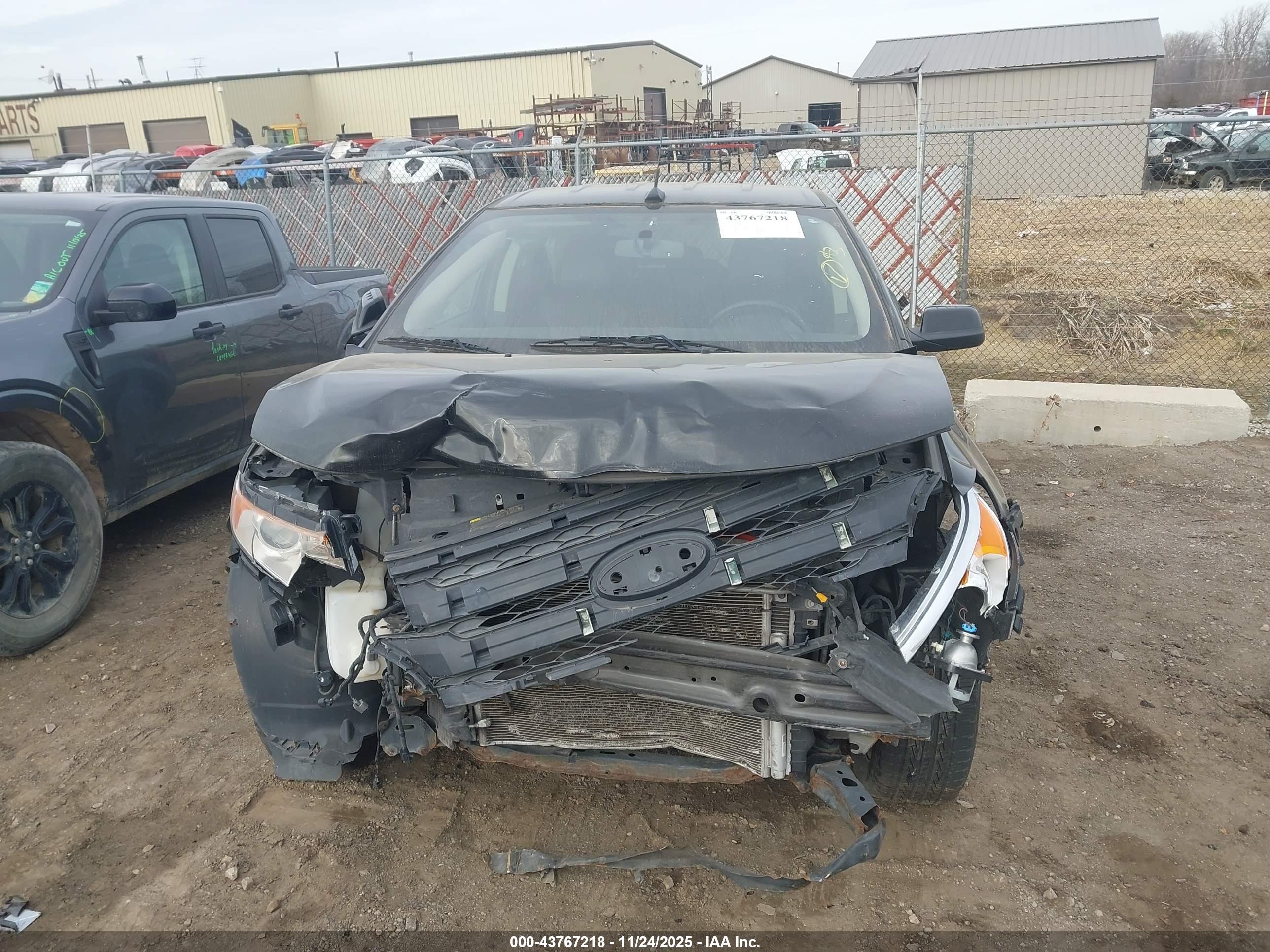 FORD EDGE image 6