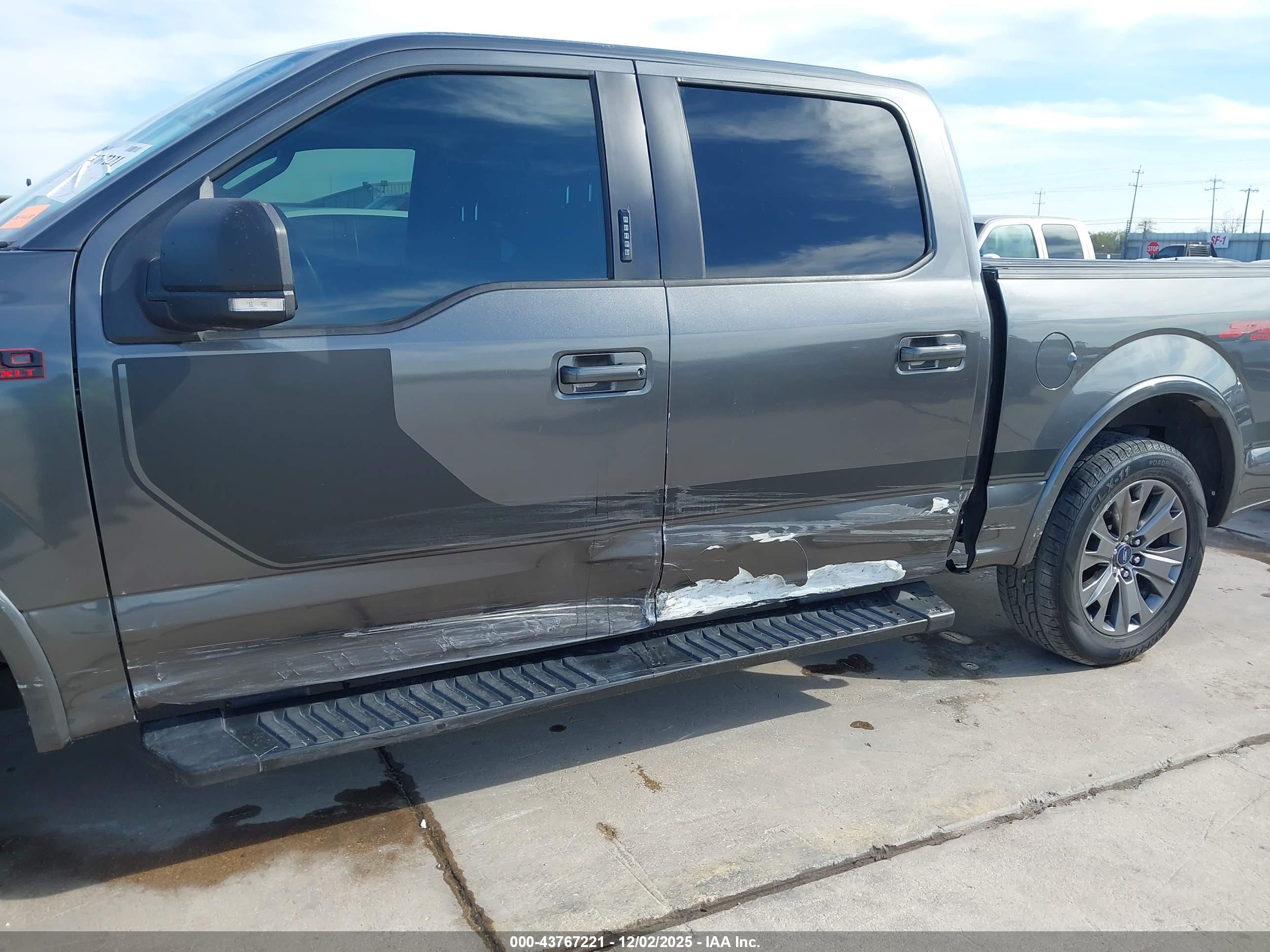 FORD F-150 image 6