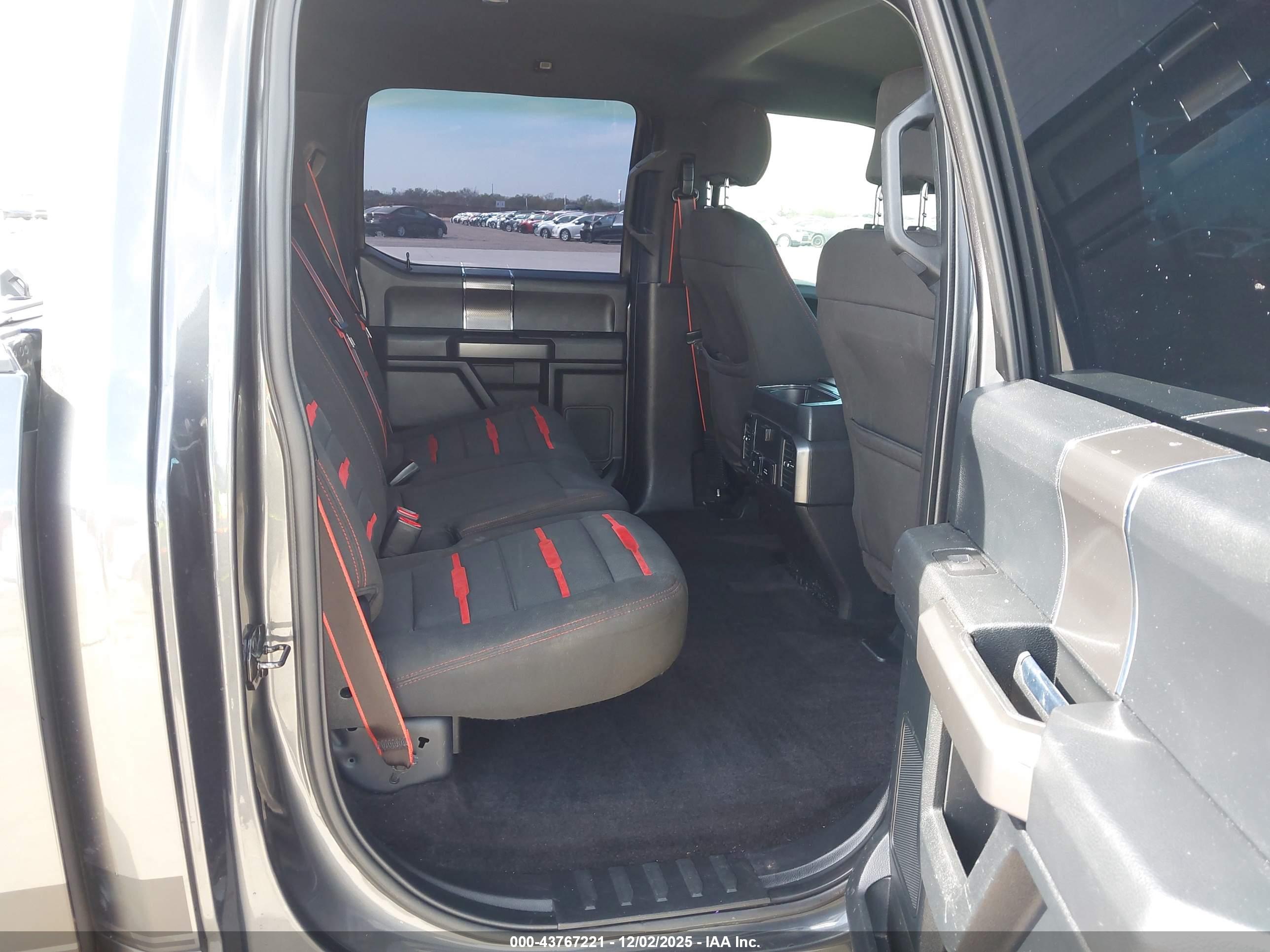 FORD F-150 image 8