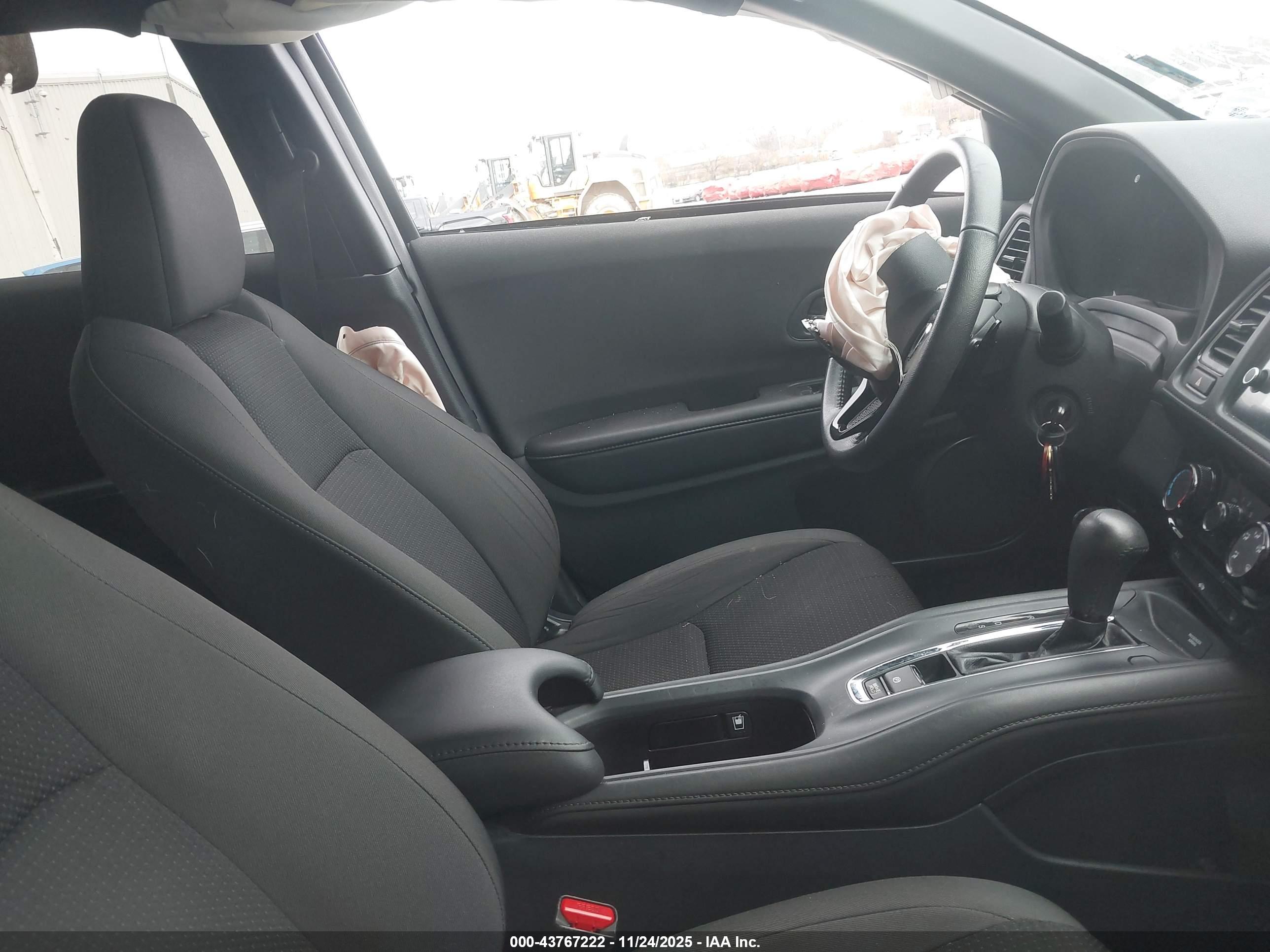 HONDA HR-V image 5
