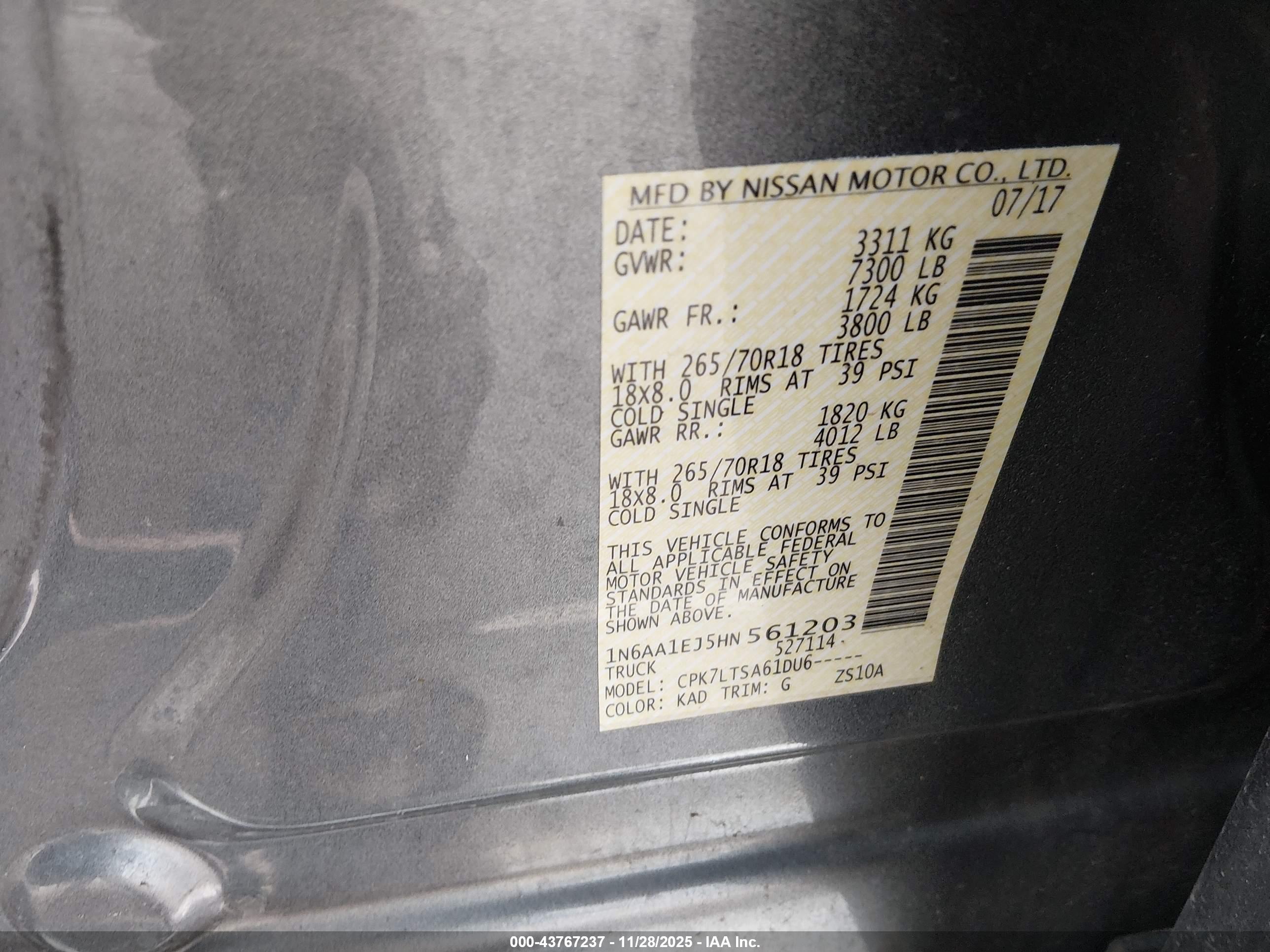 NISSAN TITAN image 9