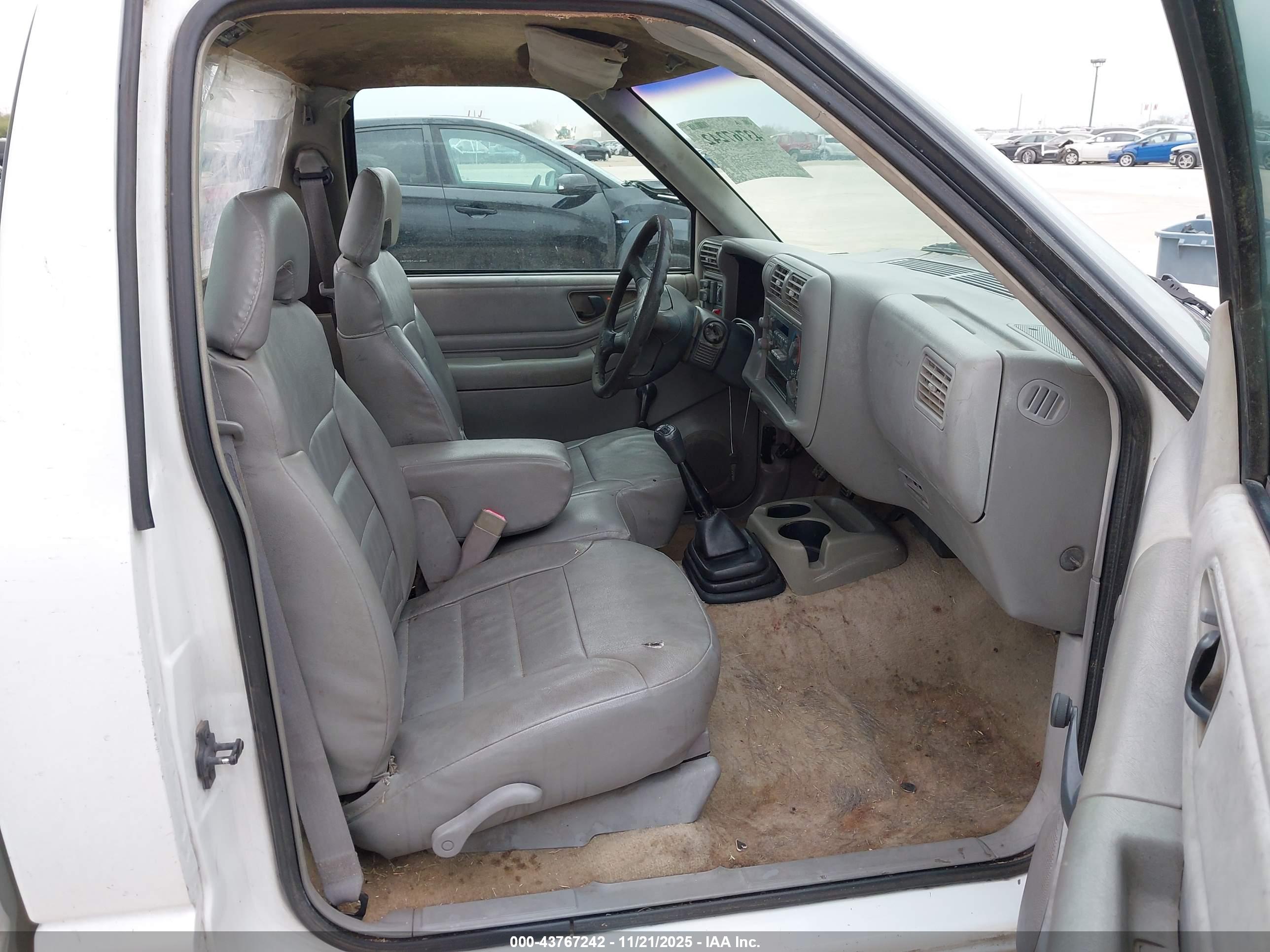 ISUZU HOMBRE image 5