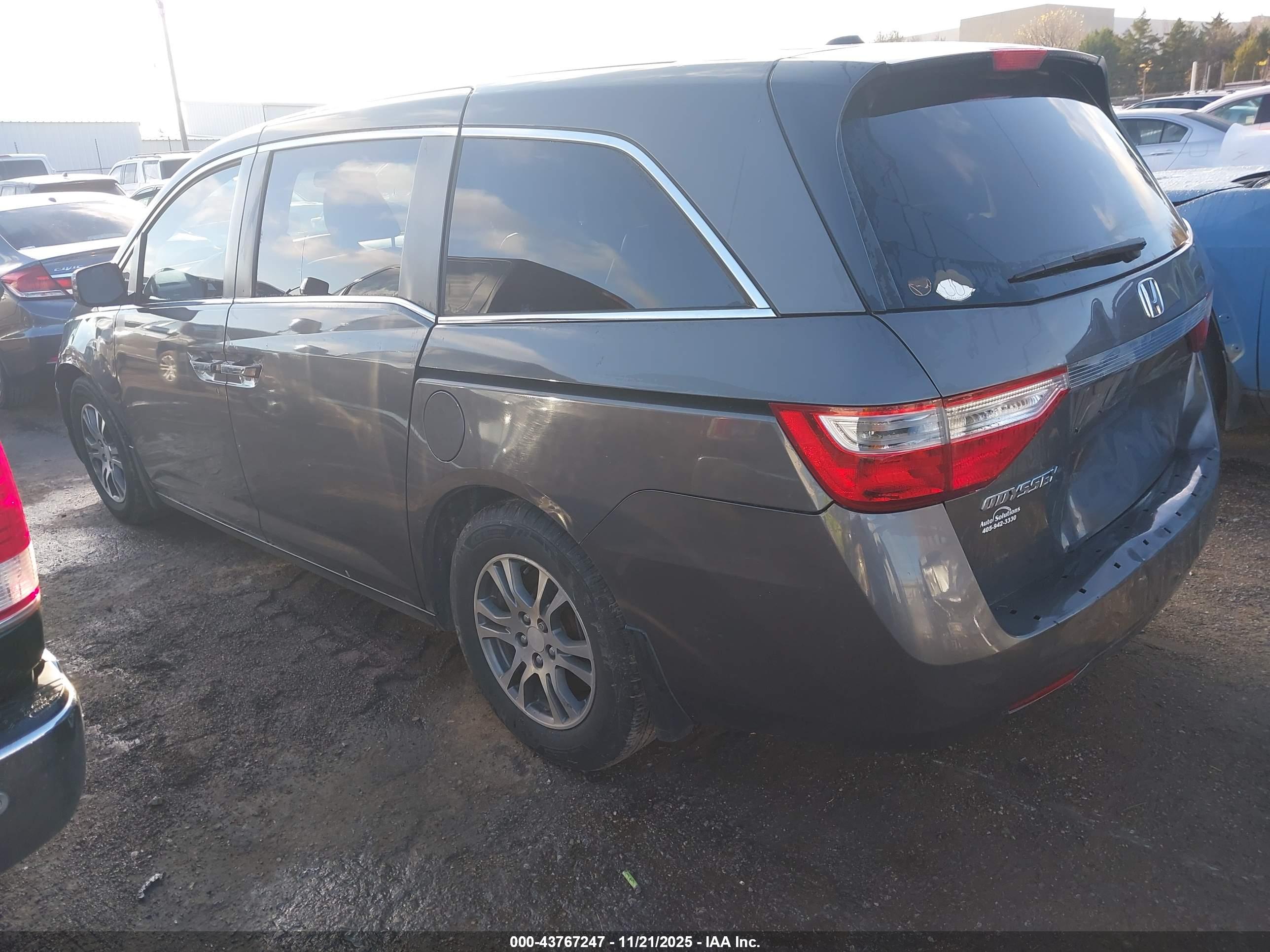 HONDA ODYSSEY image 3
