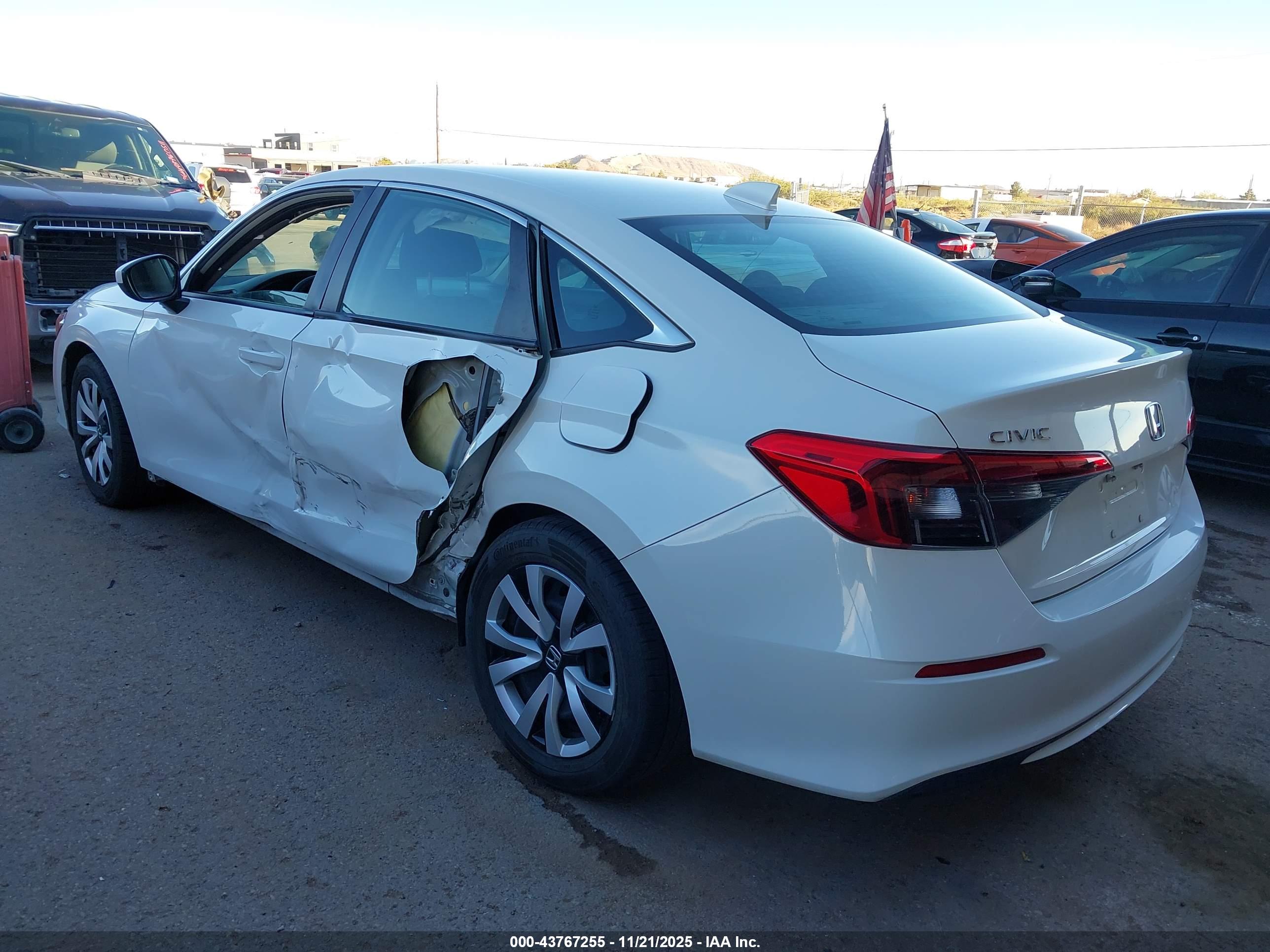 HONDA CIVIC image 3