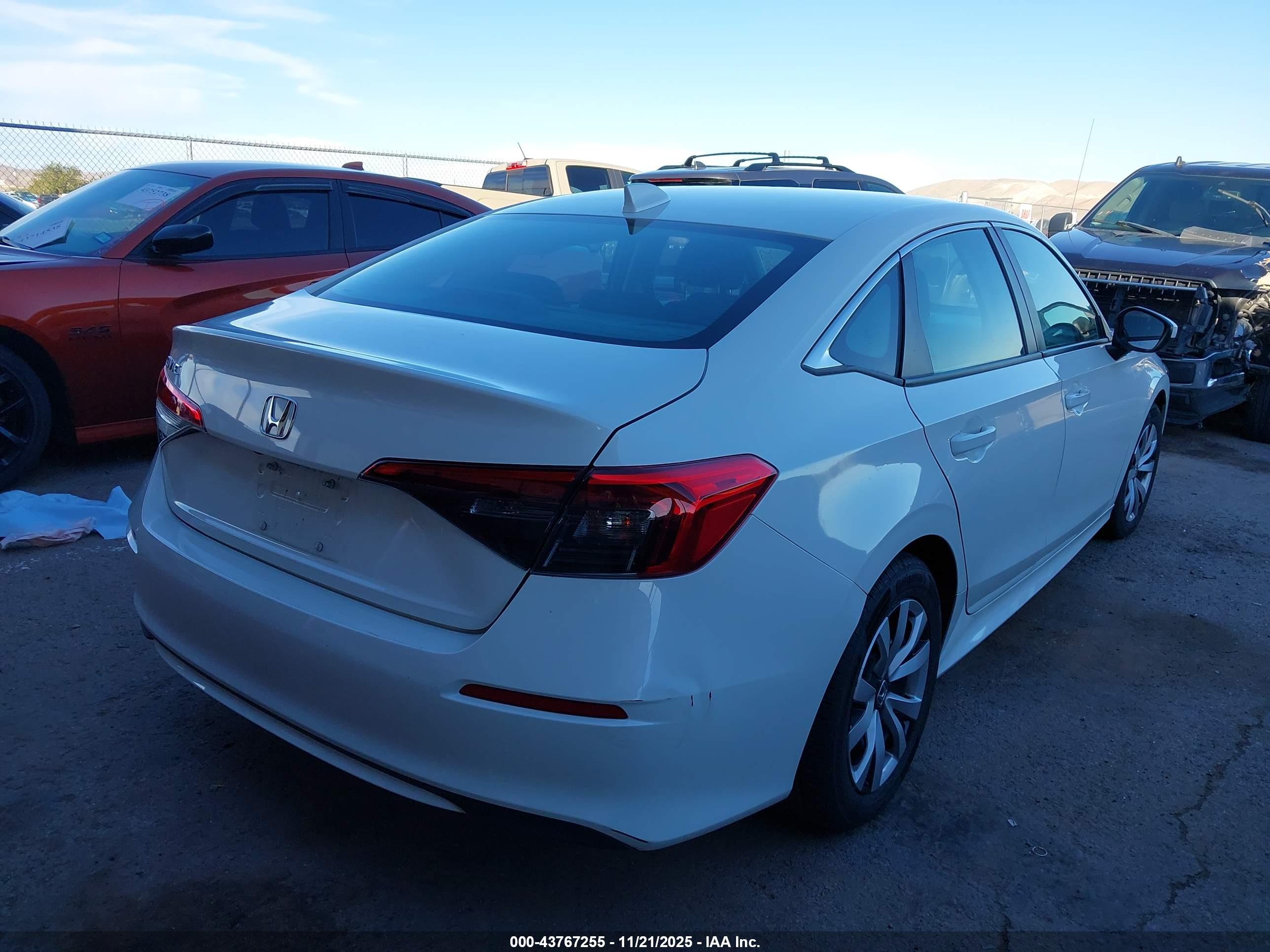 HONDA CIVIC image 4