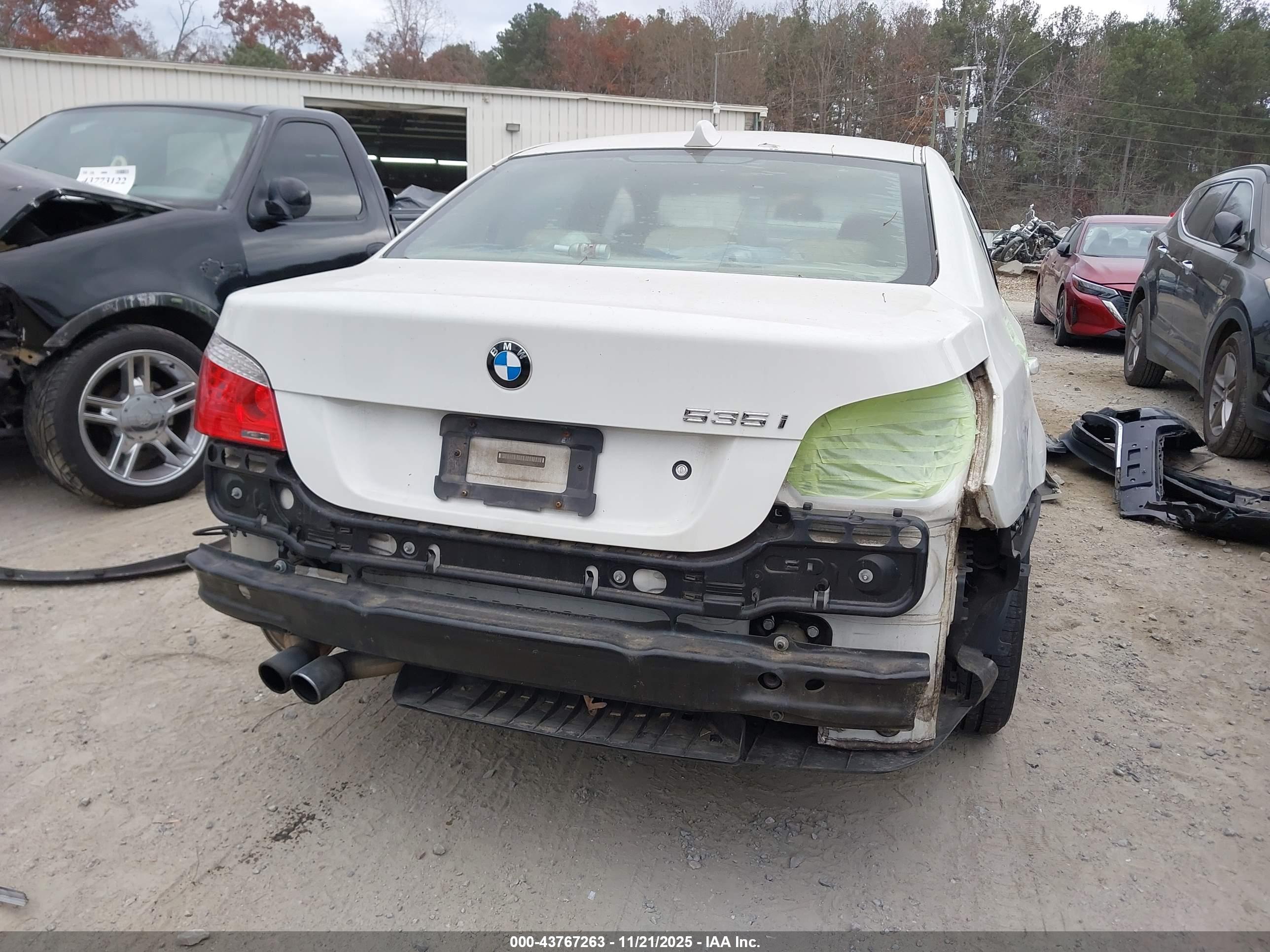 BMW 535I image 6