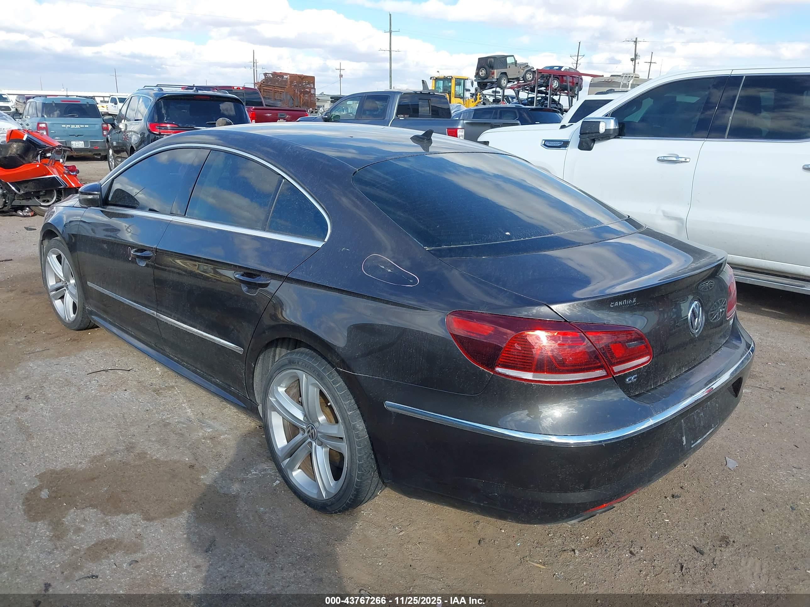 VOLKSWAGEN CC image 3