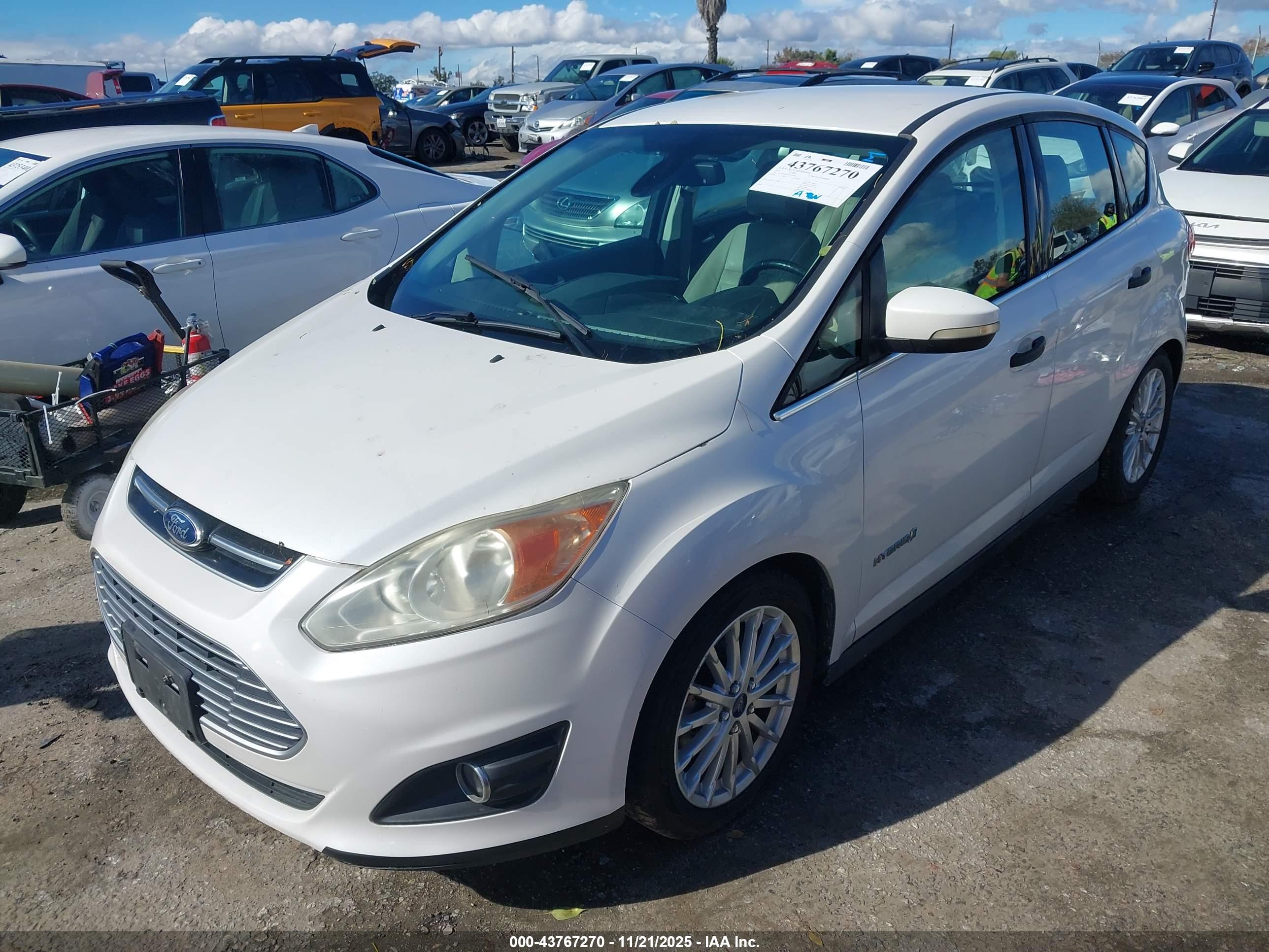 FORD C-MAX image 2
