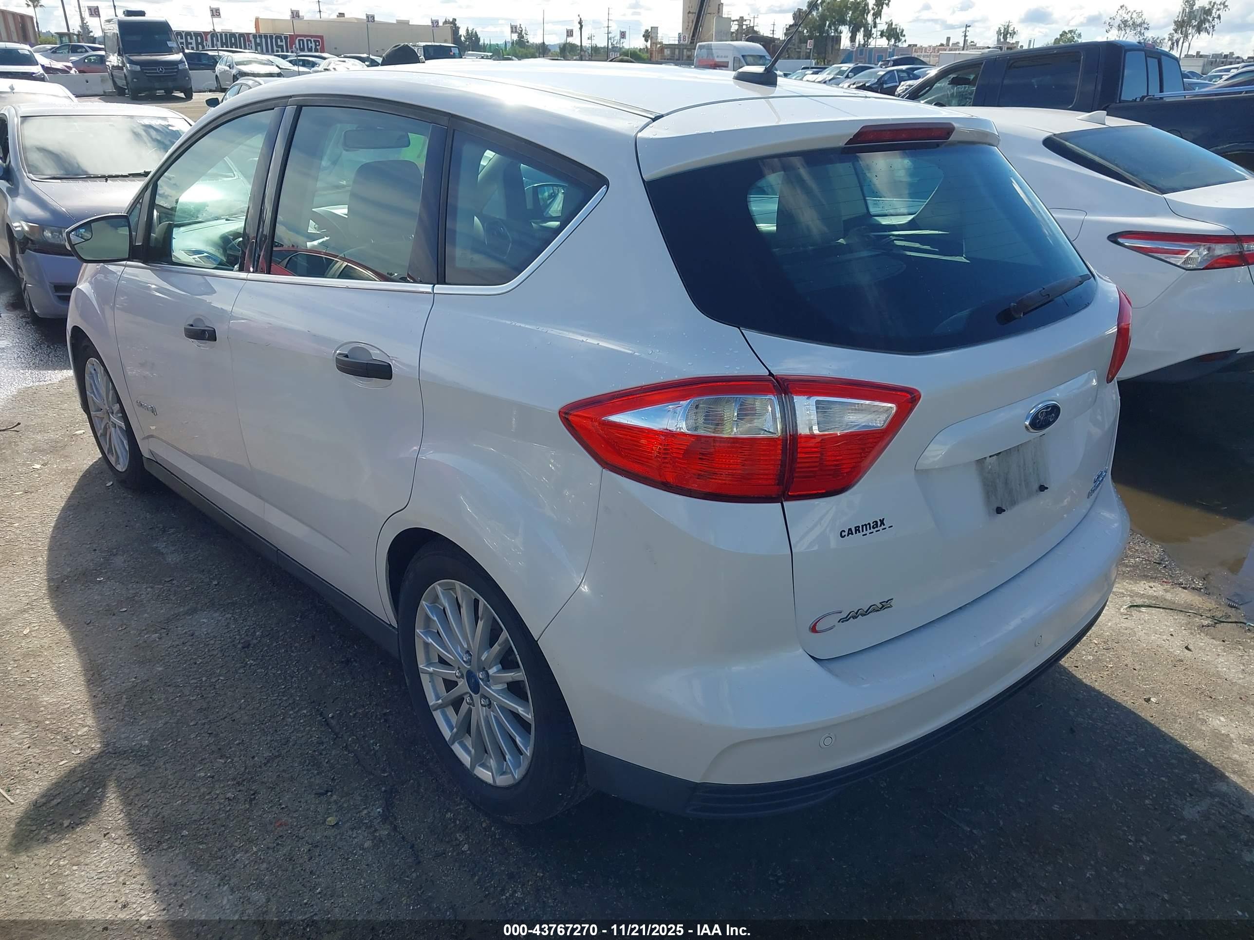 FORD C-MAX image 3