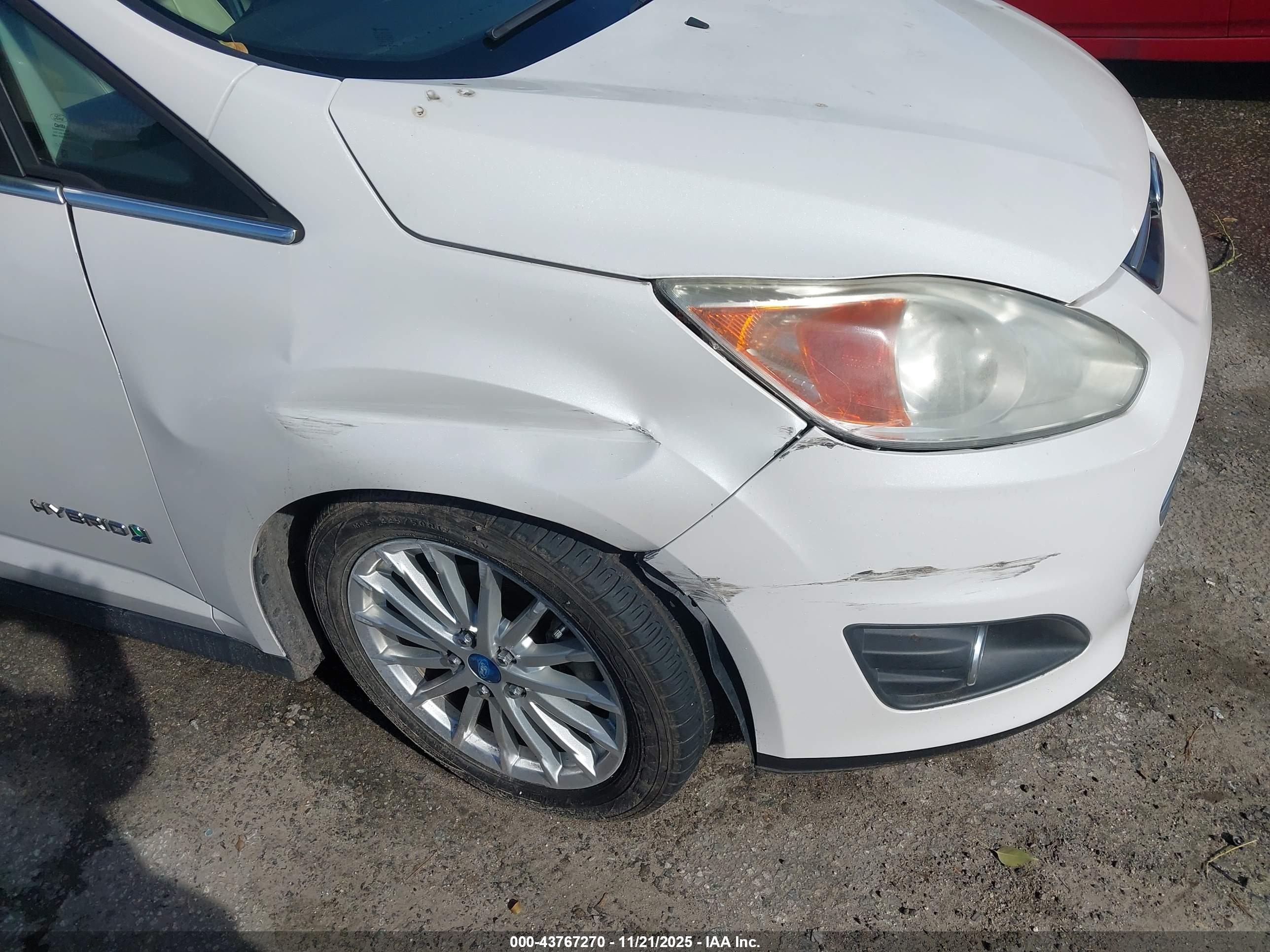 FORD C-MAX image 6