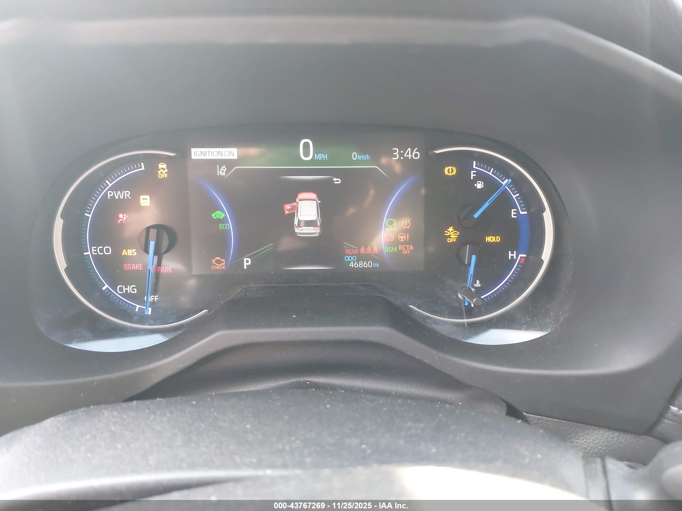 TOYOTA RAV4 image 7