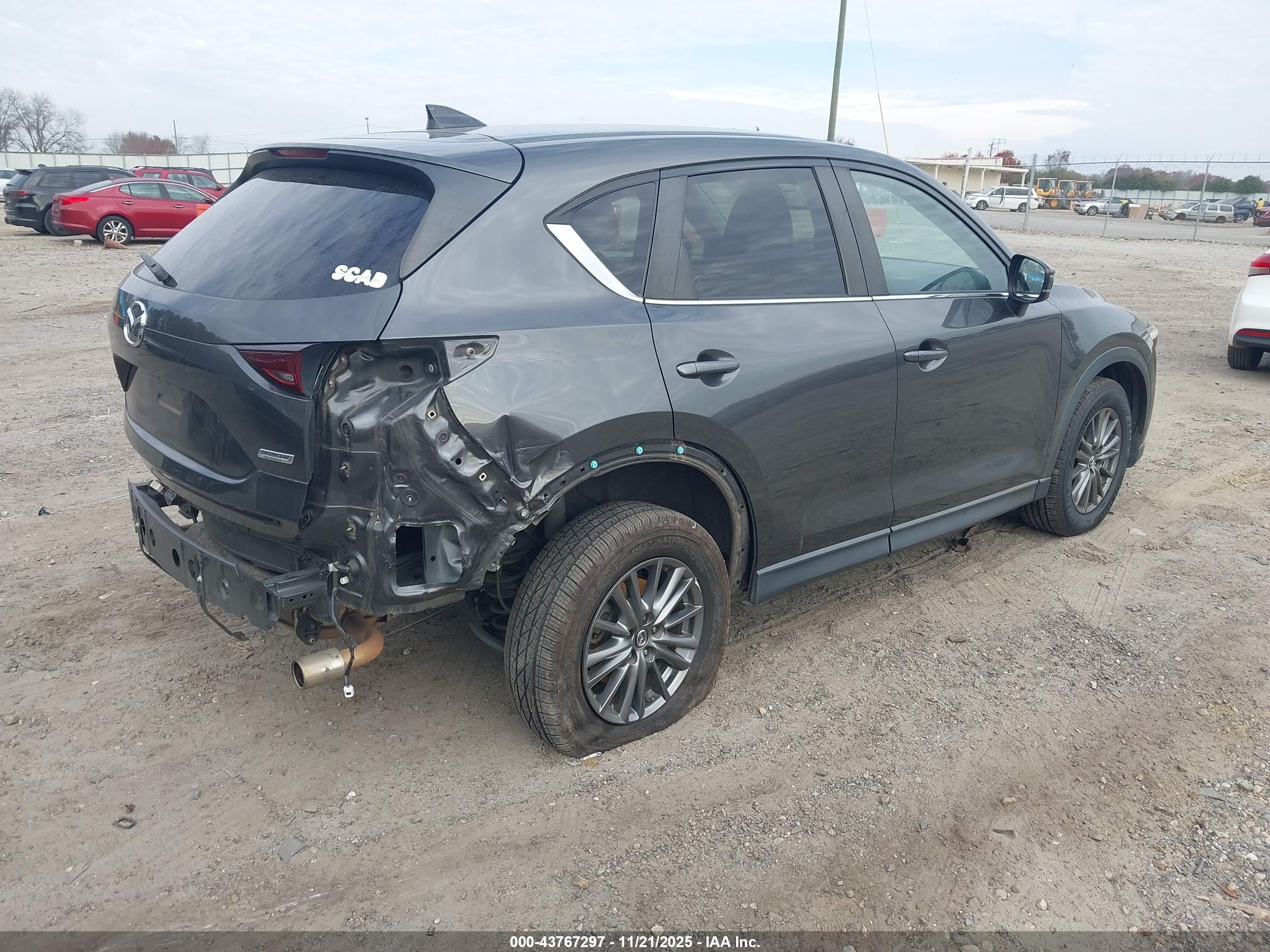 MAZDA CX-5 image 4