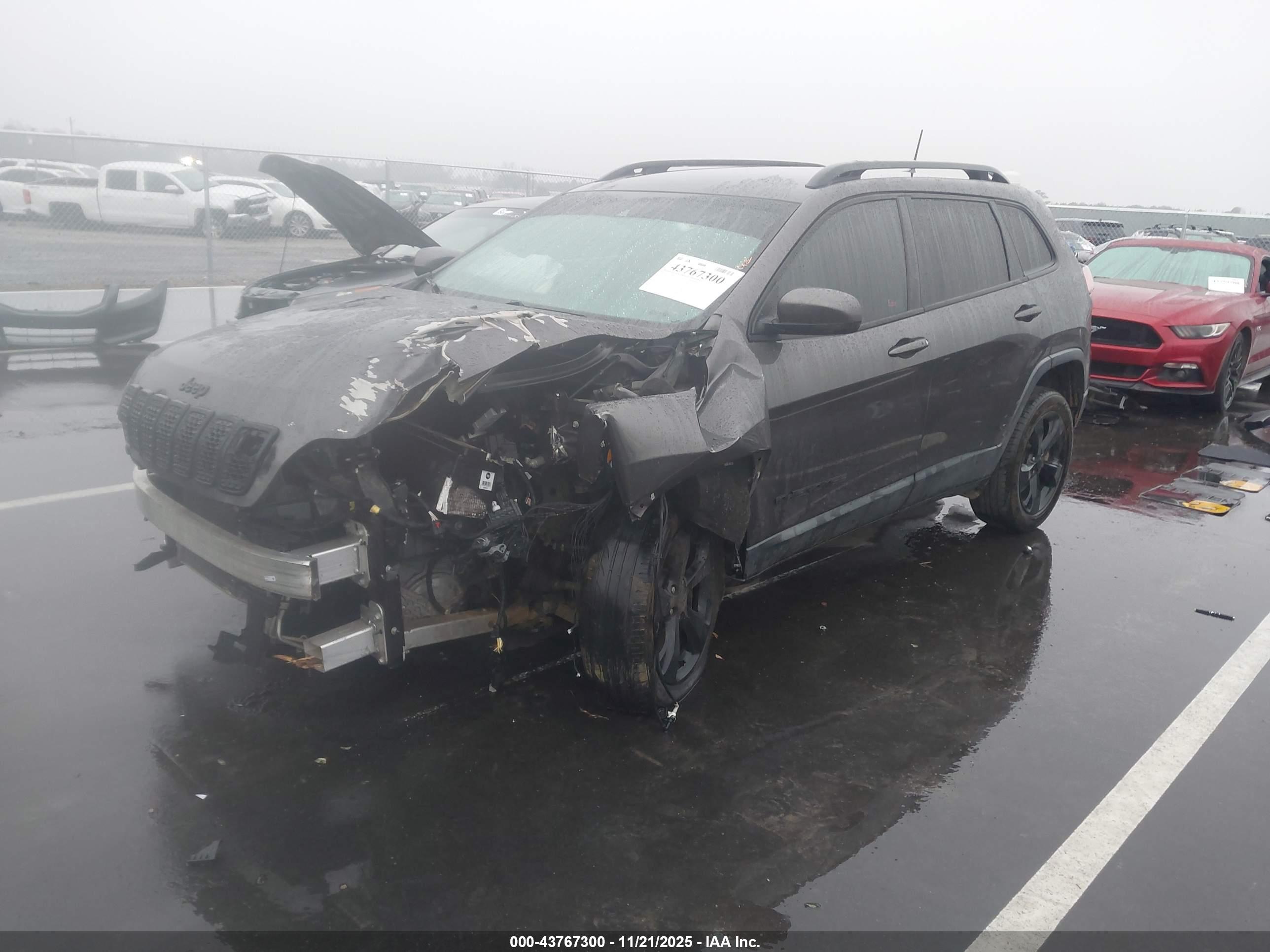 JEEP CHEROKEE image 2