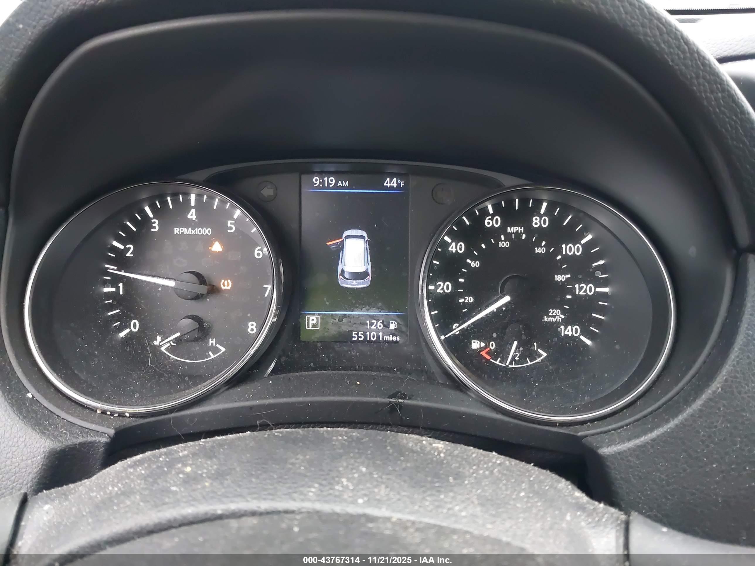 NISSAN ROGUE image 7