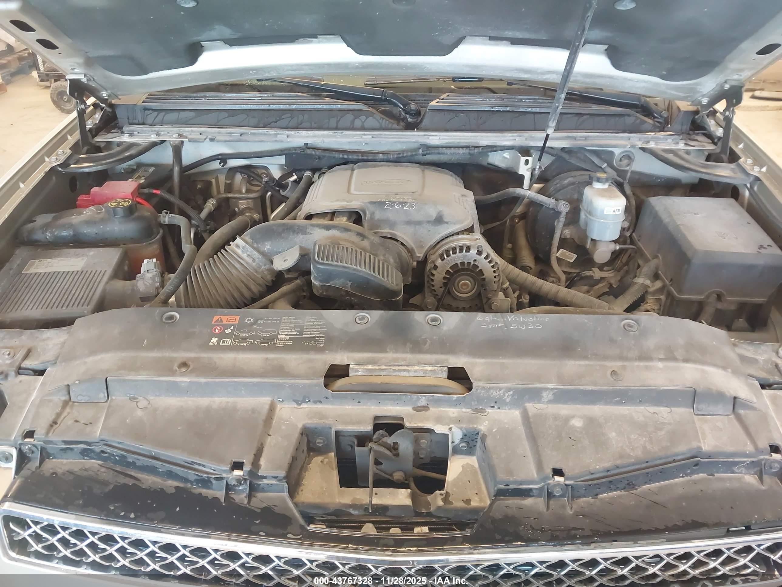 CHEVROLET TAHOE image 10