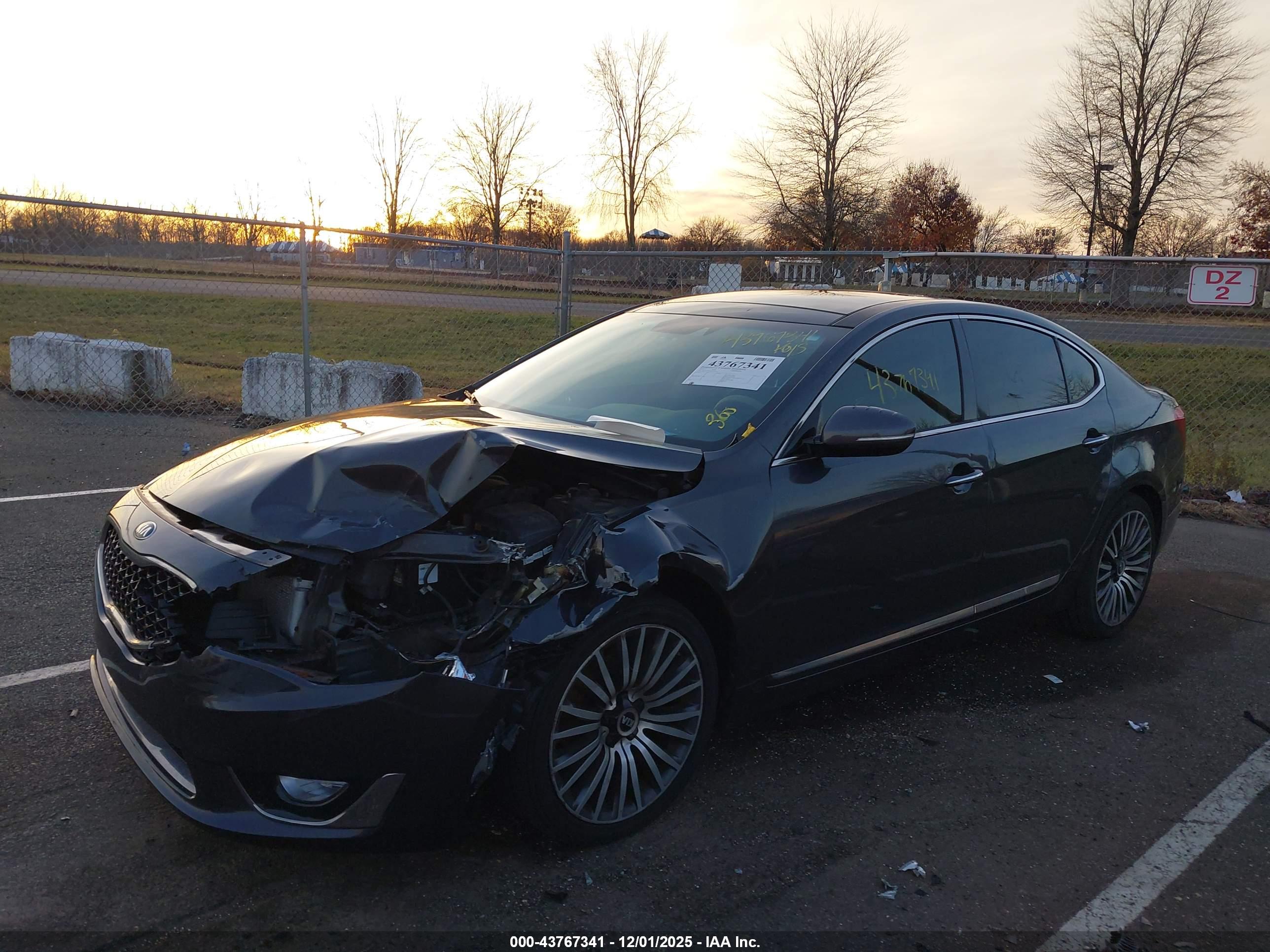 KIA CADENZA image 6
