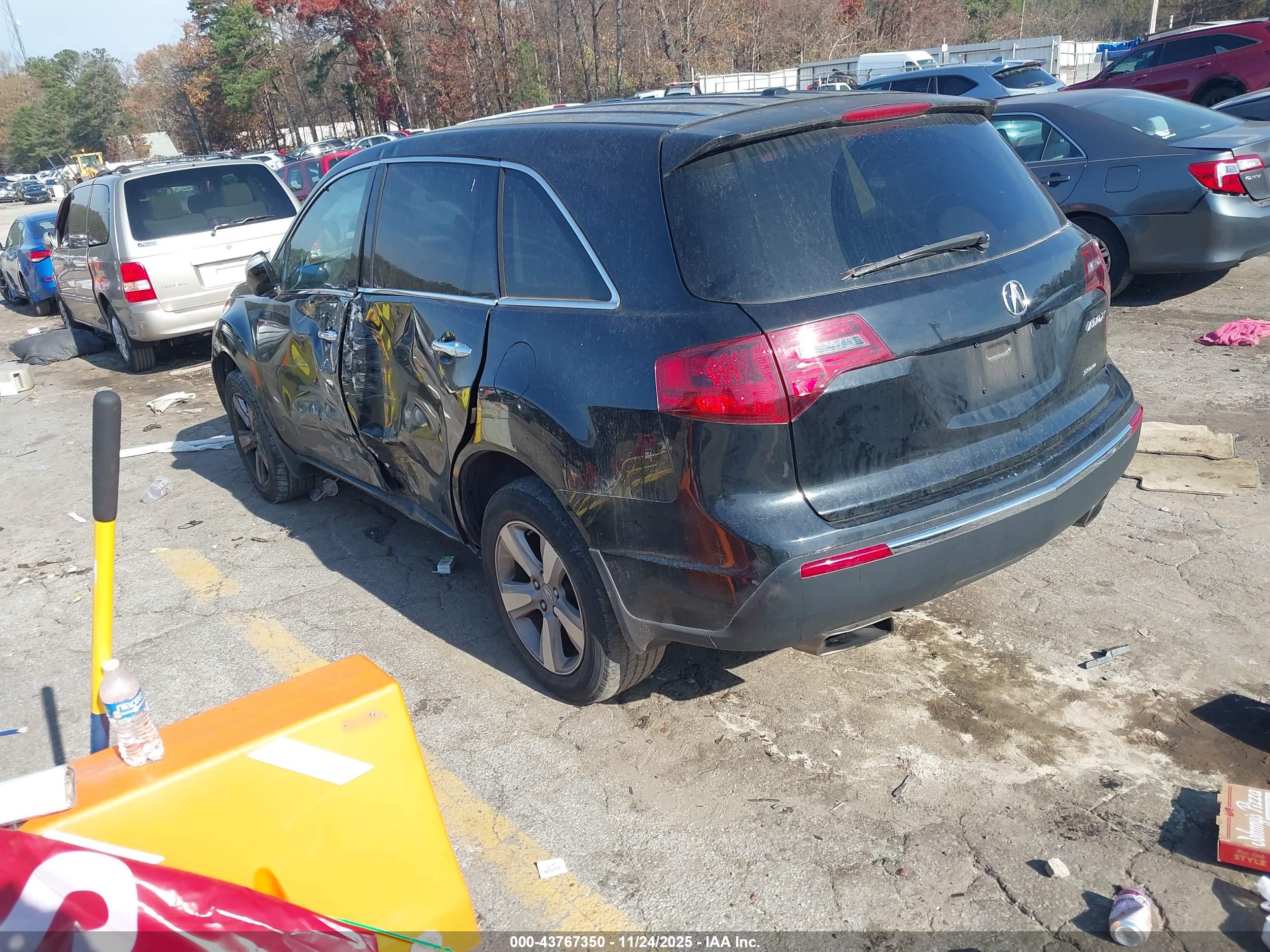 ACURA MDX image 3