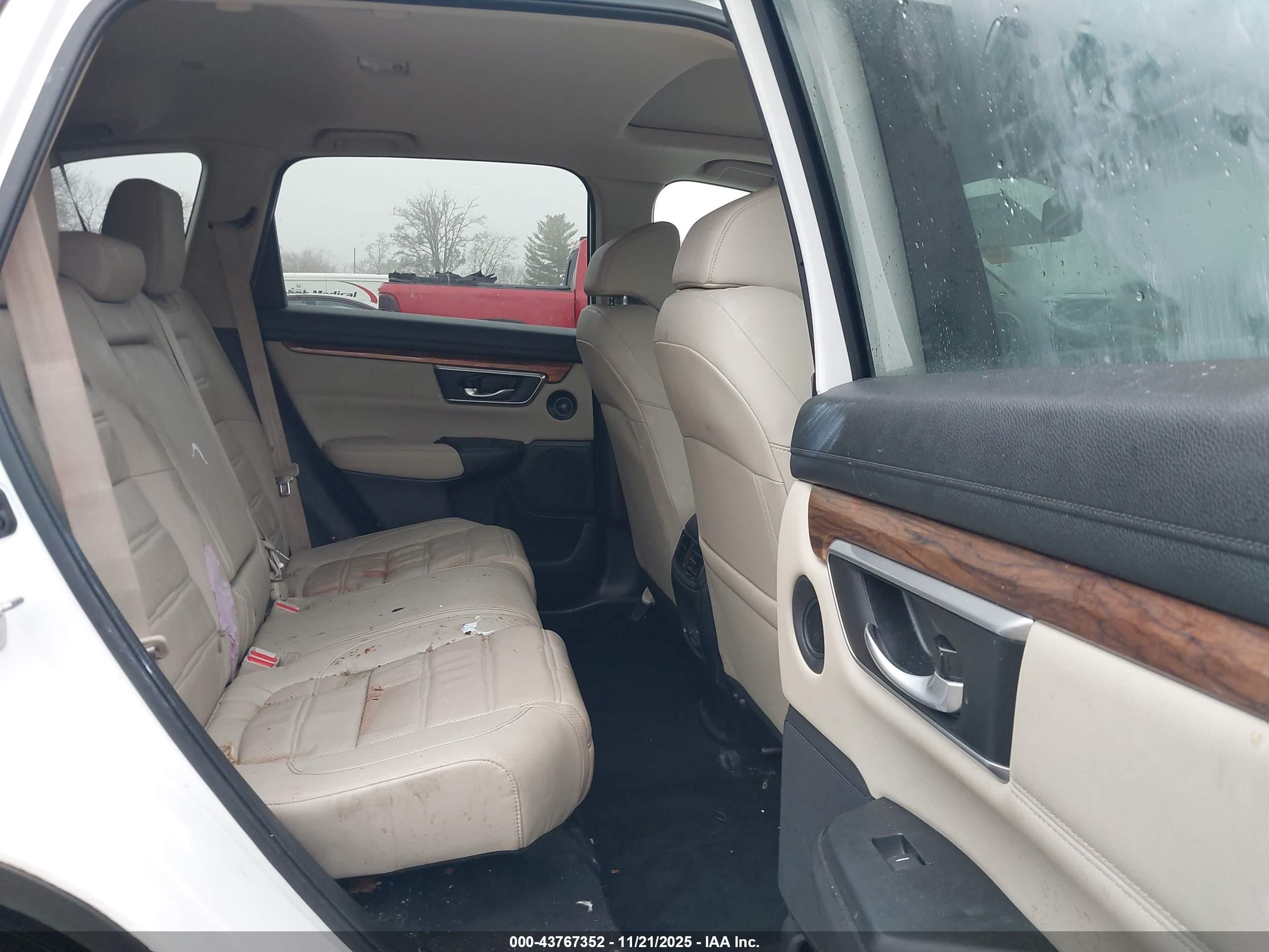 HONDA CR-V image 8
