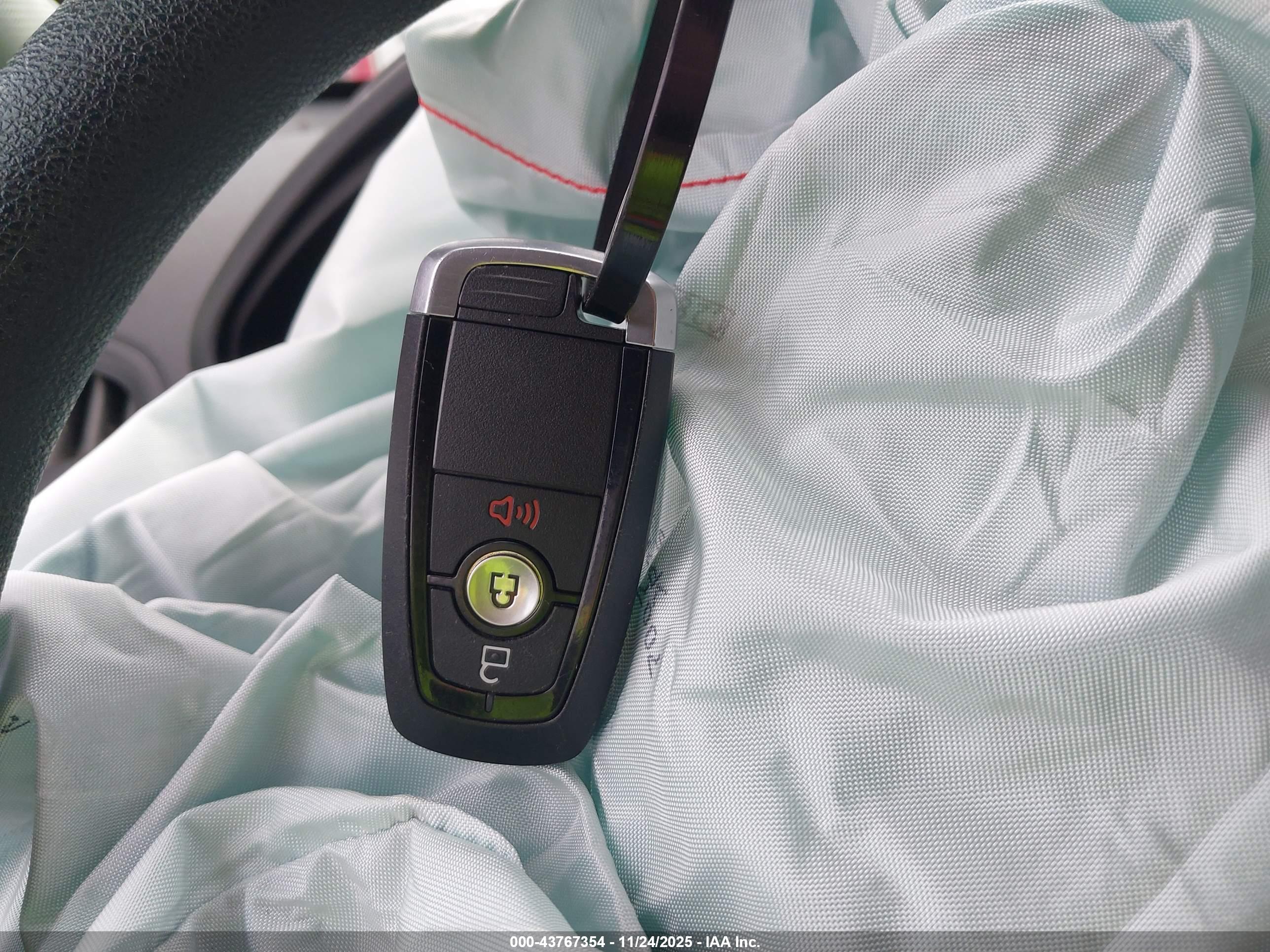 FORD ECOSPORT image 11