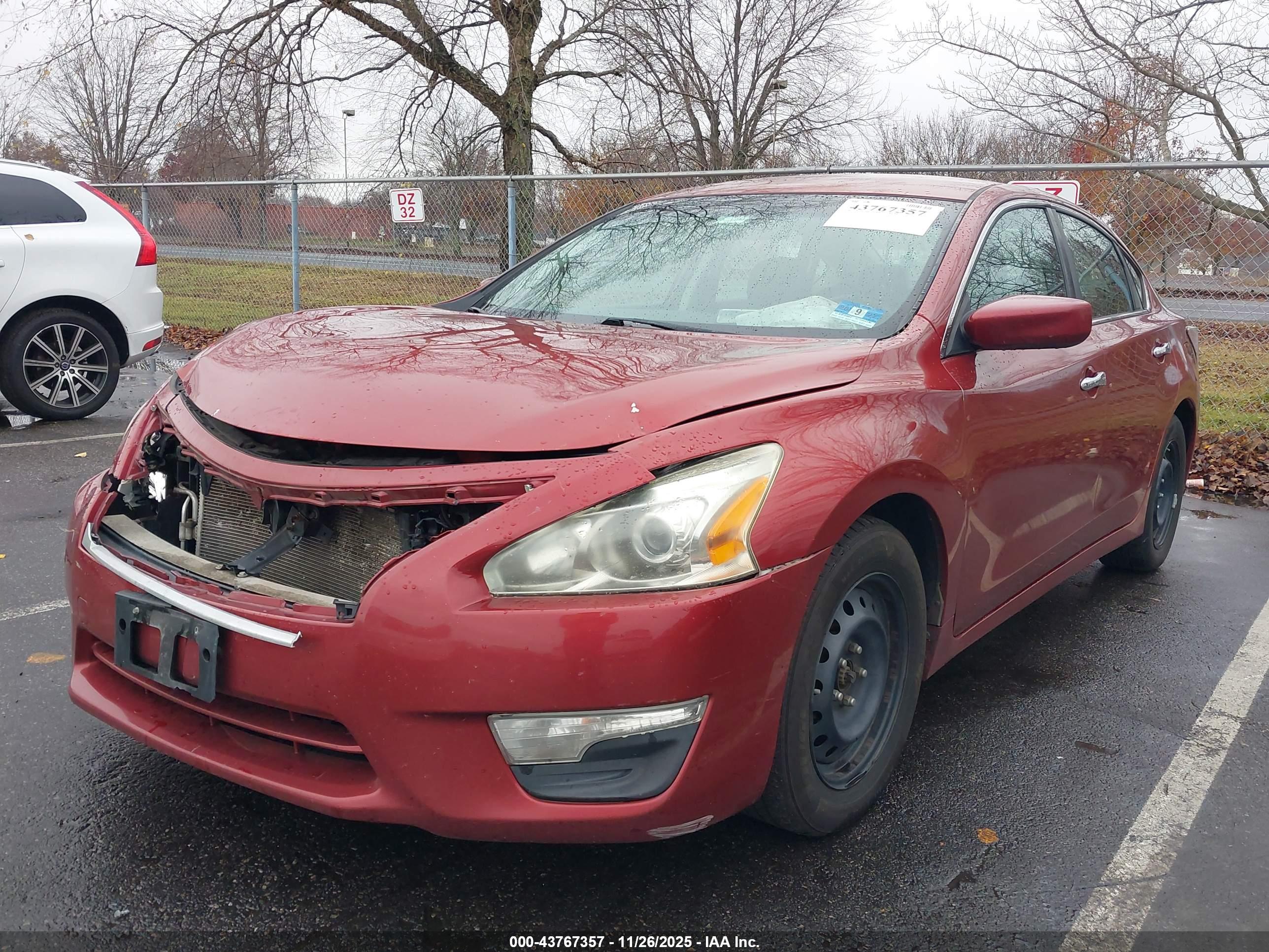 NISSAN ALTIMA image 2