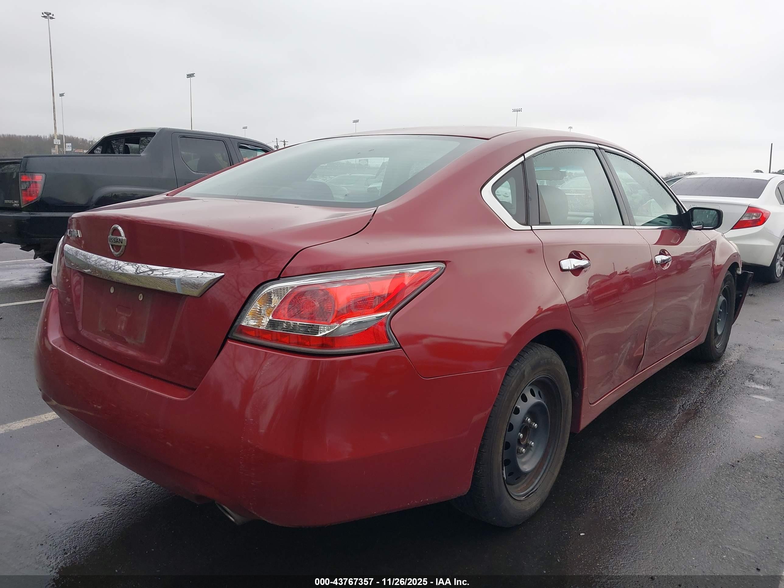 NISSAN ALTIMA image 4