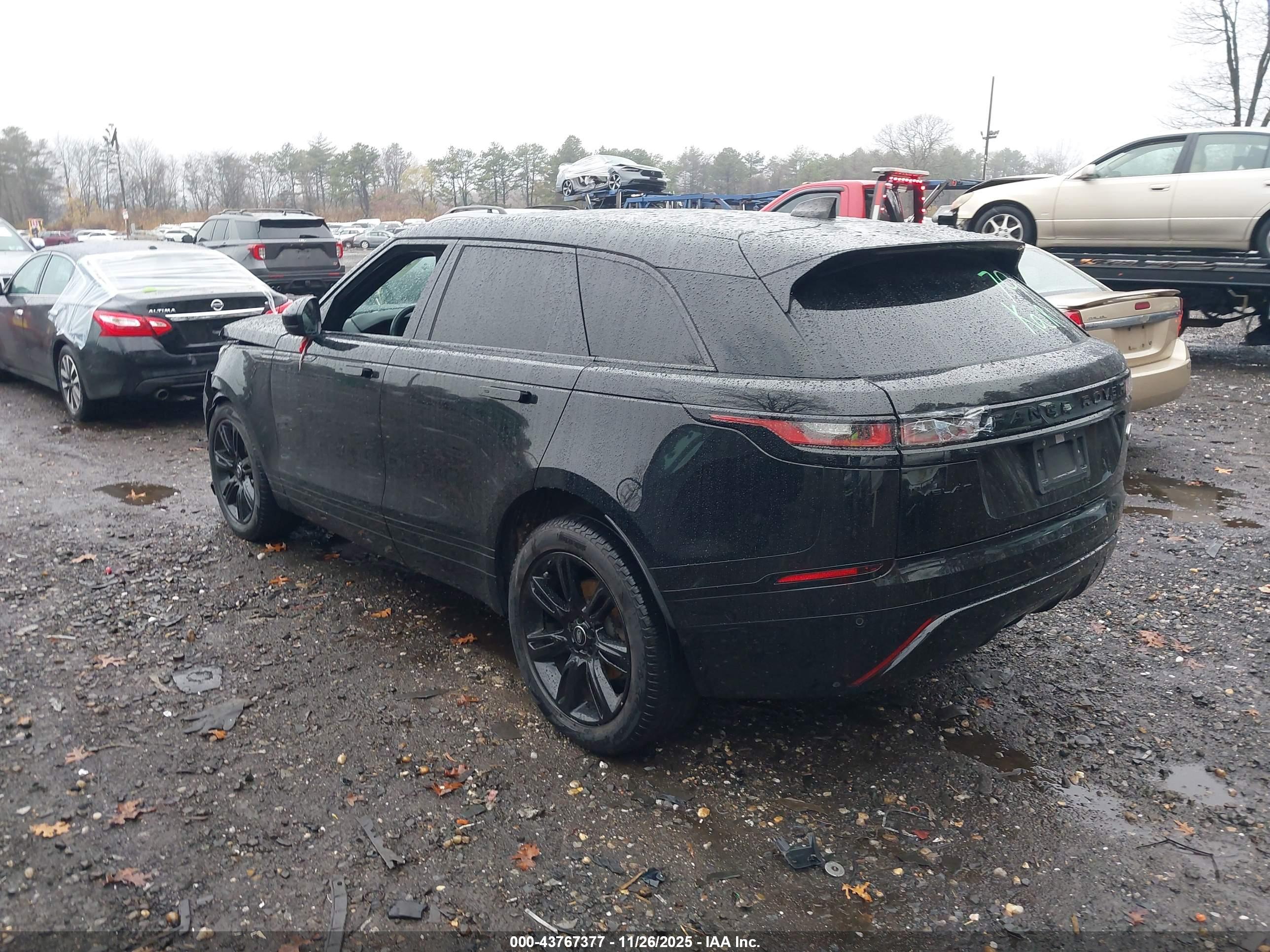 LAND ROVER image 3
