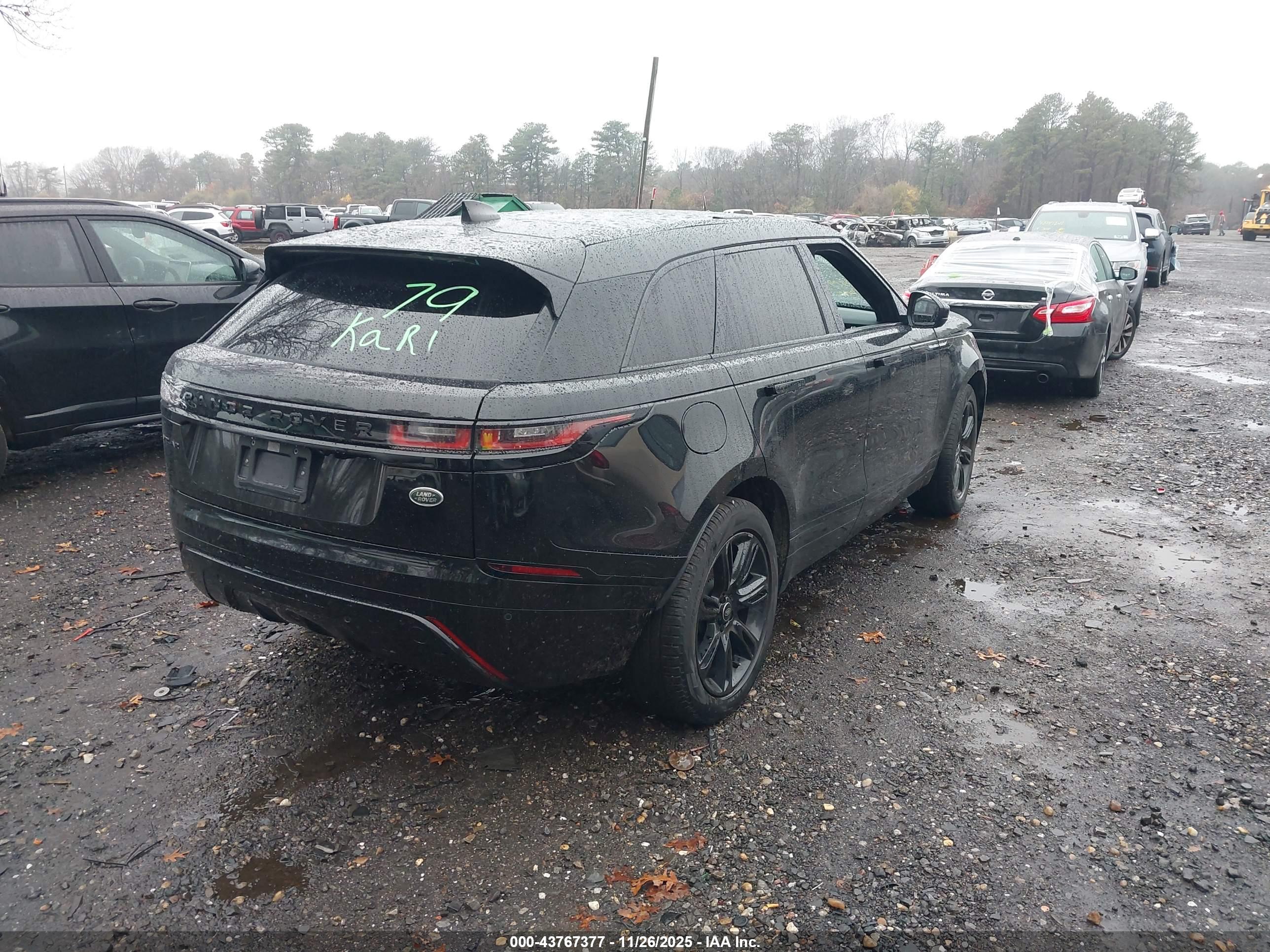 LAND ROVER image 4