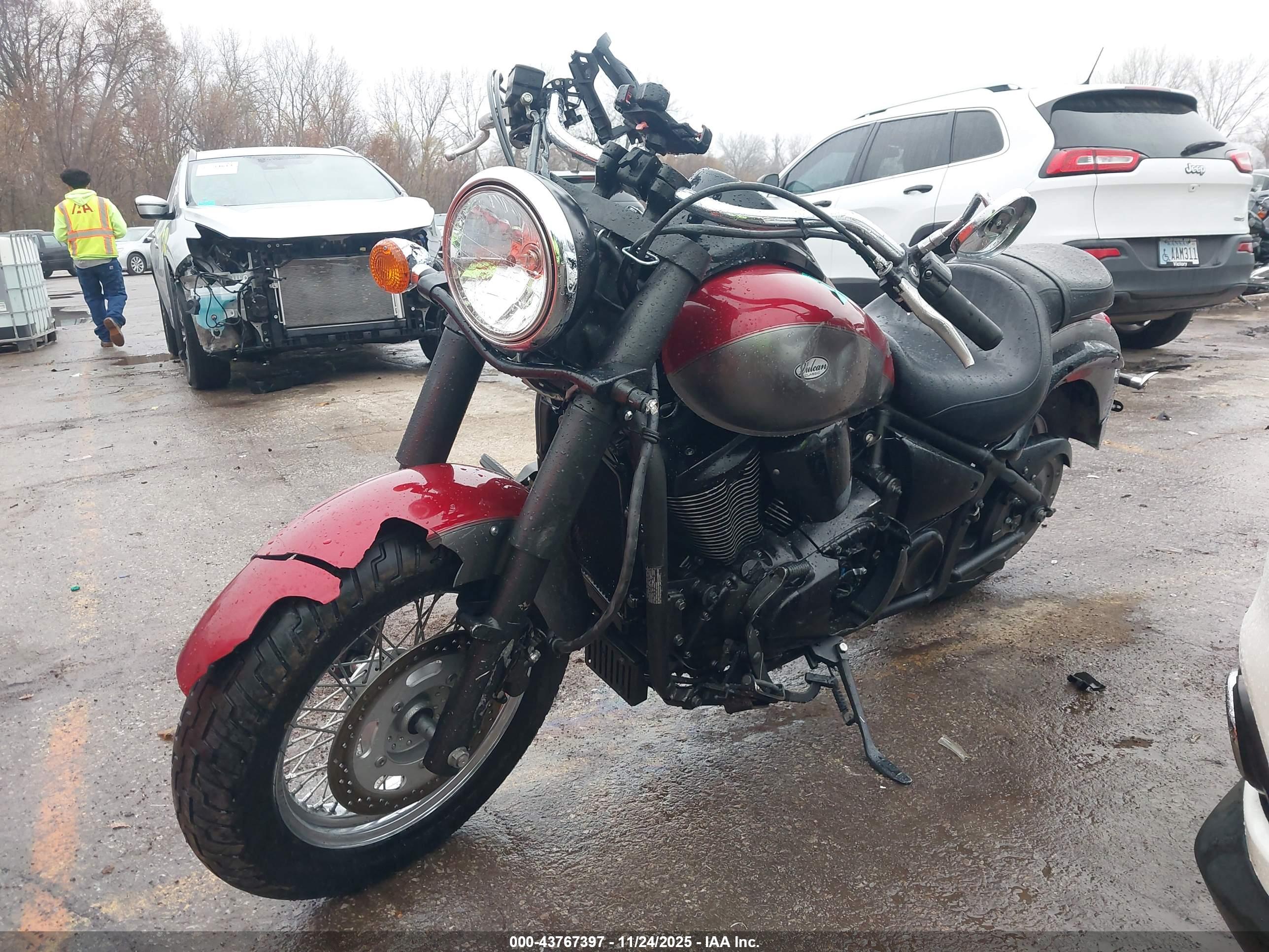 KAWASAKI VN900 image 2