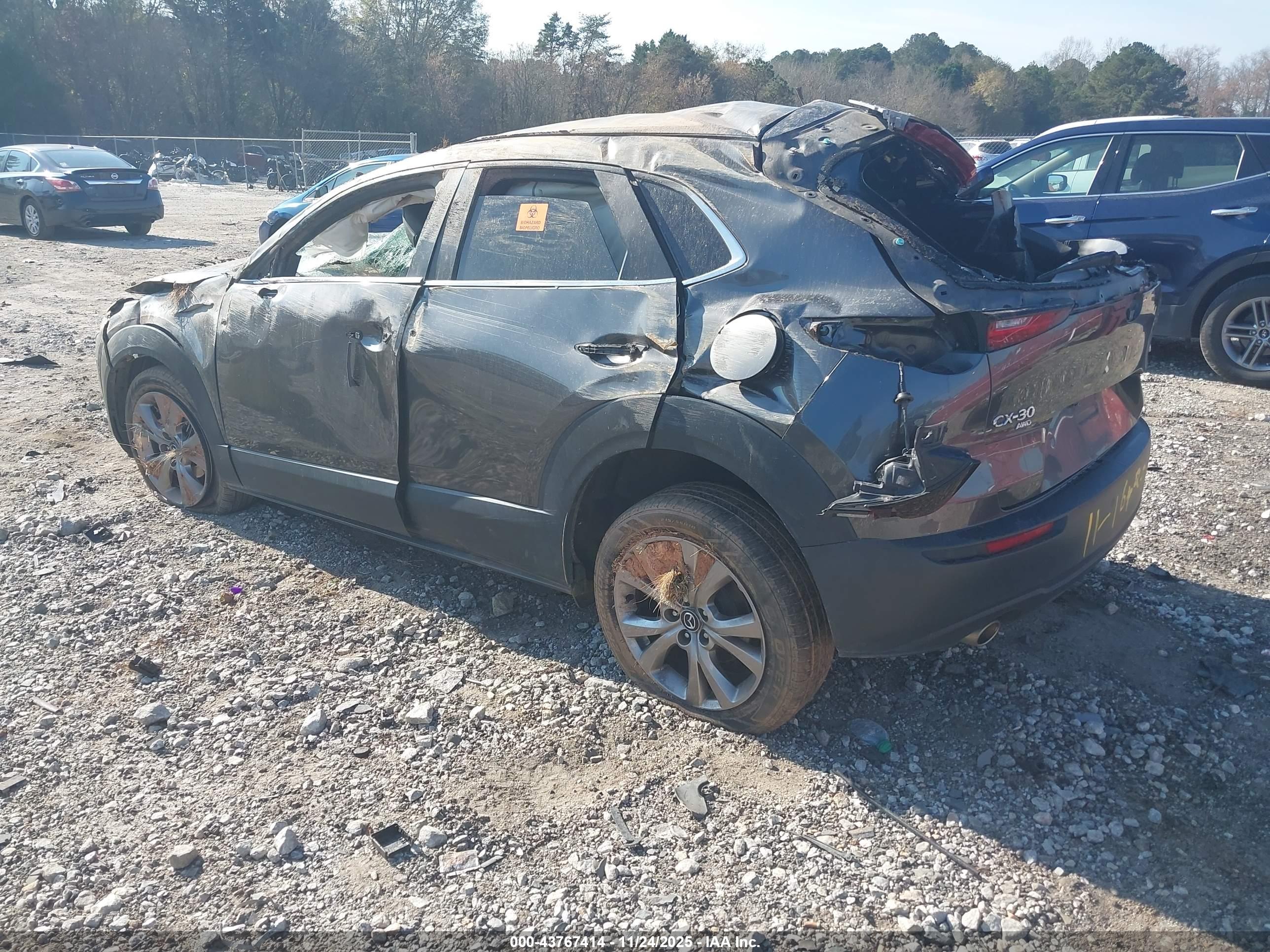 MAZDA CX-30 image 3