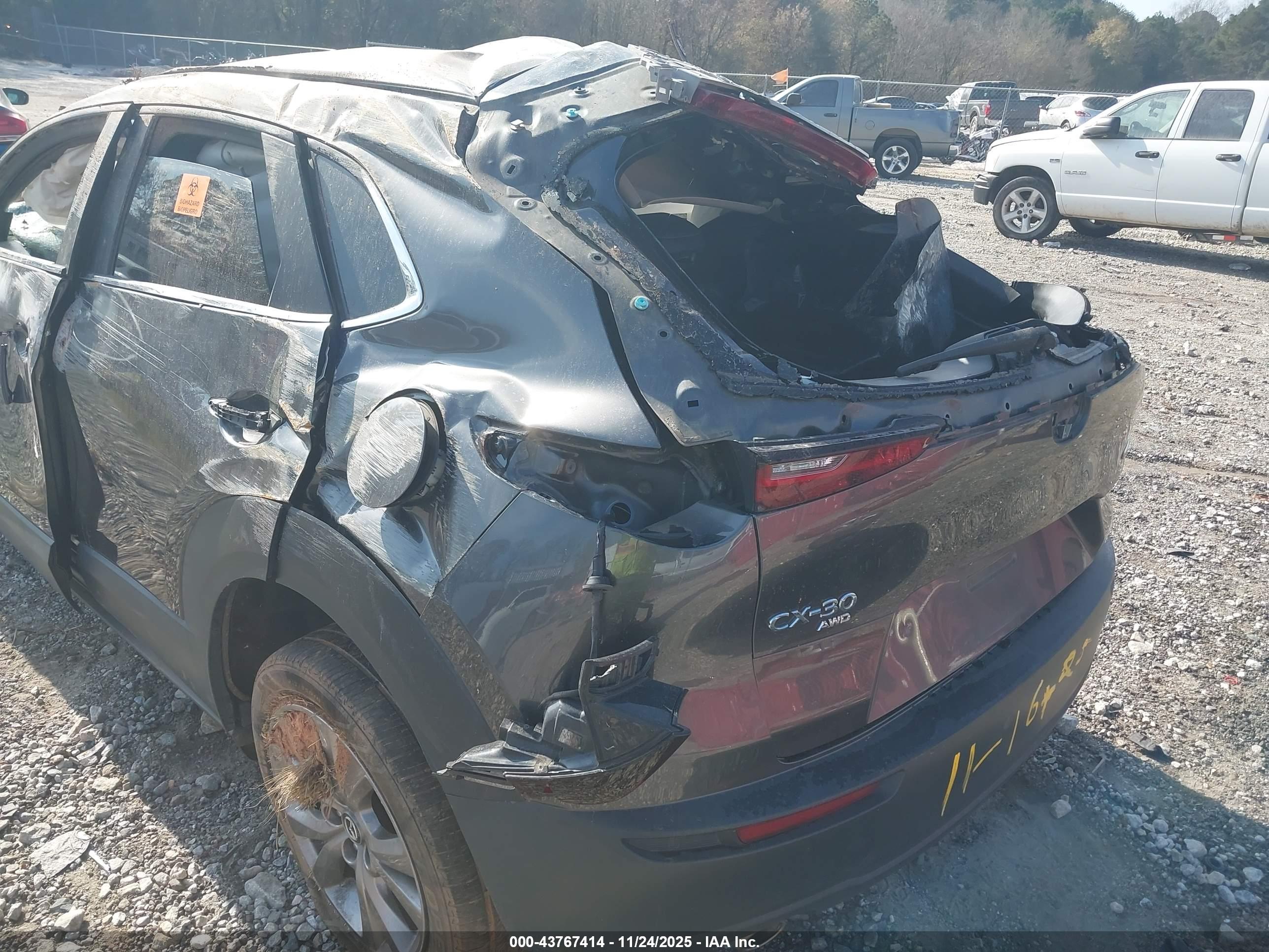 MAZDA CX-30 image 6